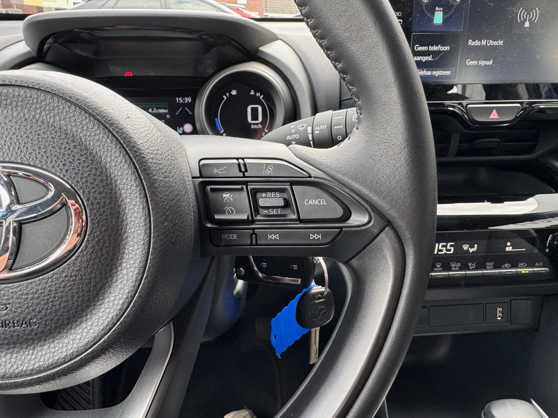 Toyota Yaris Cross 1.5 Hybrid Active | Lichtmetalen velgen, Apple CarPlay/Android auto, Parkeercamera, Eerste eigenaar 47364501-20.jpg | Autobedrijf Gielen