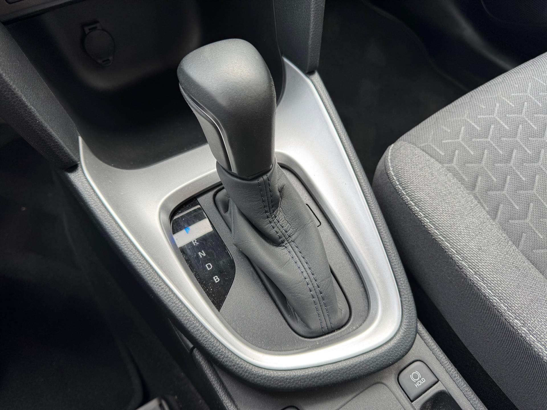 Toyota Yaris Cross 1.5 Hybrid Active | Lichtmetalen velgen, Apple CarPlay/Android auto, Parkeercamera, Eerste eigenaar 47364501-28.jpg | Autobedrijf Gielen