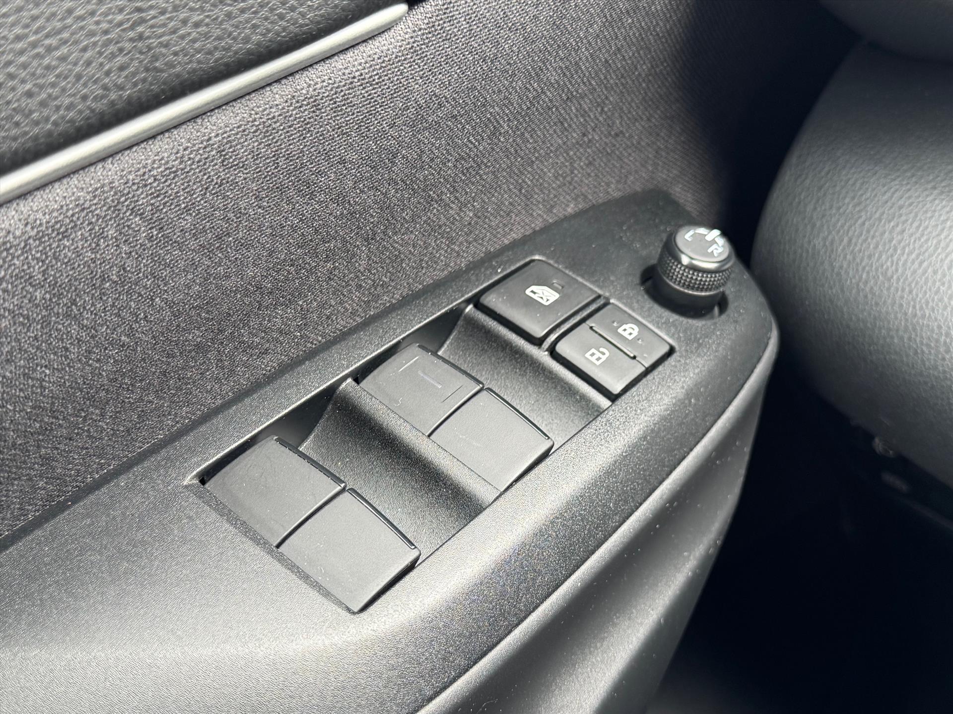 Toyota Yaris Cross 1.5 Hybrid Active | Lichtmetalen velgen, Apple CarPlay/Android auto, Parkeercamera, Eerste eigenaar 47364501-31.jpg | Autobedrijf Gielen