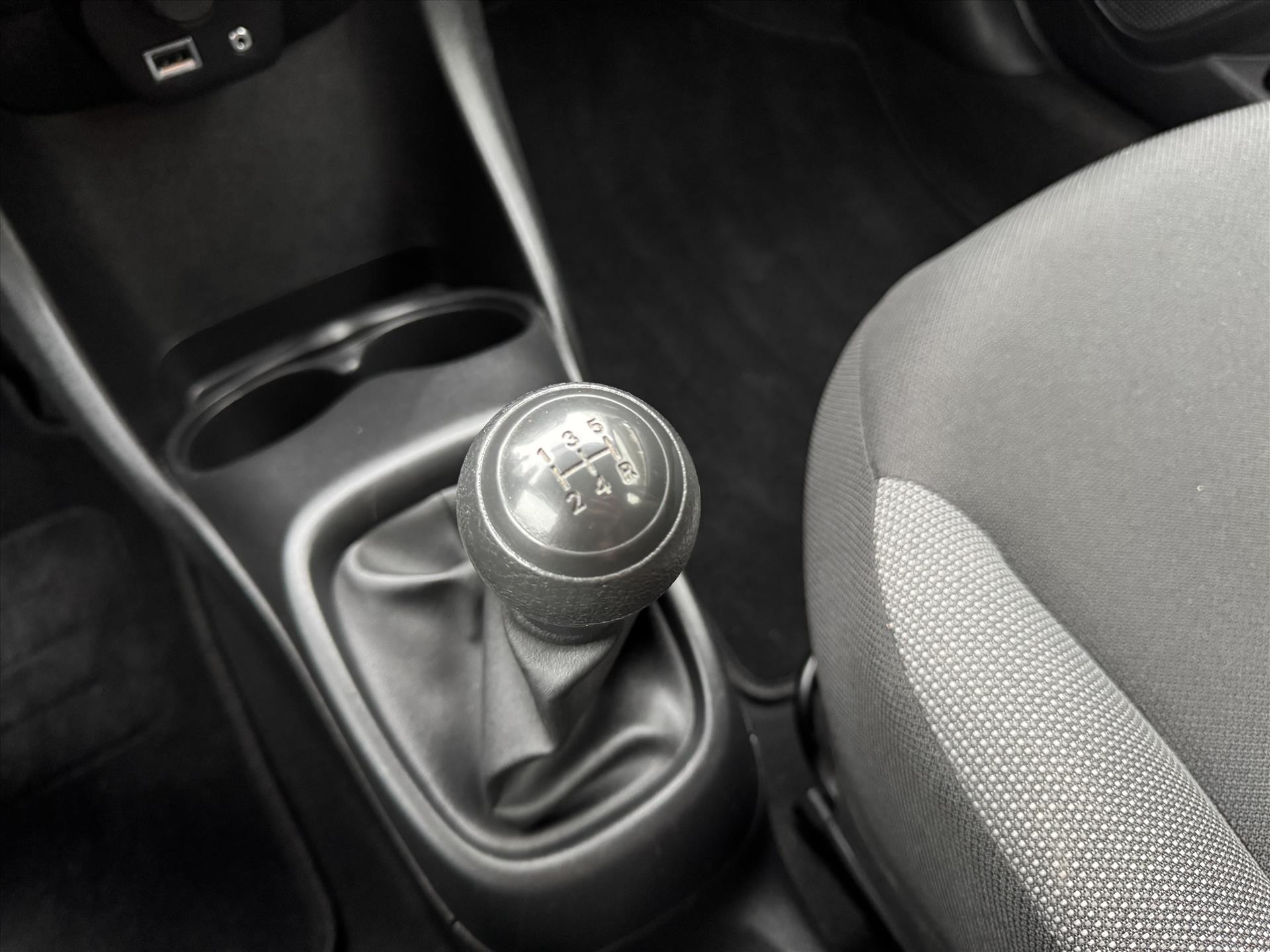 Toyota Aygo 1.0 VVT-i 72pk x-fun | Airco, Bluetooth, LM velgen, Elektrische ramen, Snelheidsbegrenzer 47416753-24.jpg | Autobedrijf Gielen