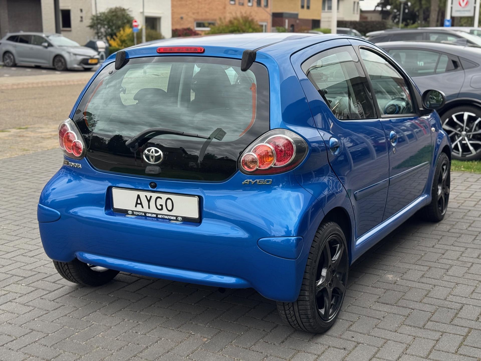 Toyota Aygo 1.0 Comfort | Airco, Centrale deurvergrendeling, Elektrische ramen voor 47425799-4.jpg | Autobedrijf Gielen