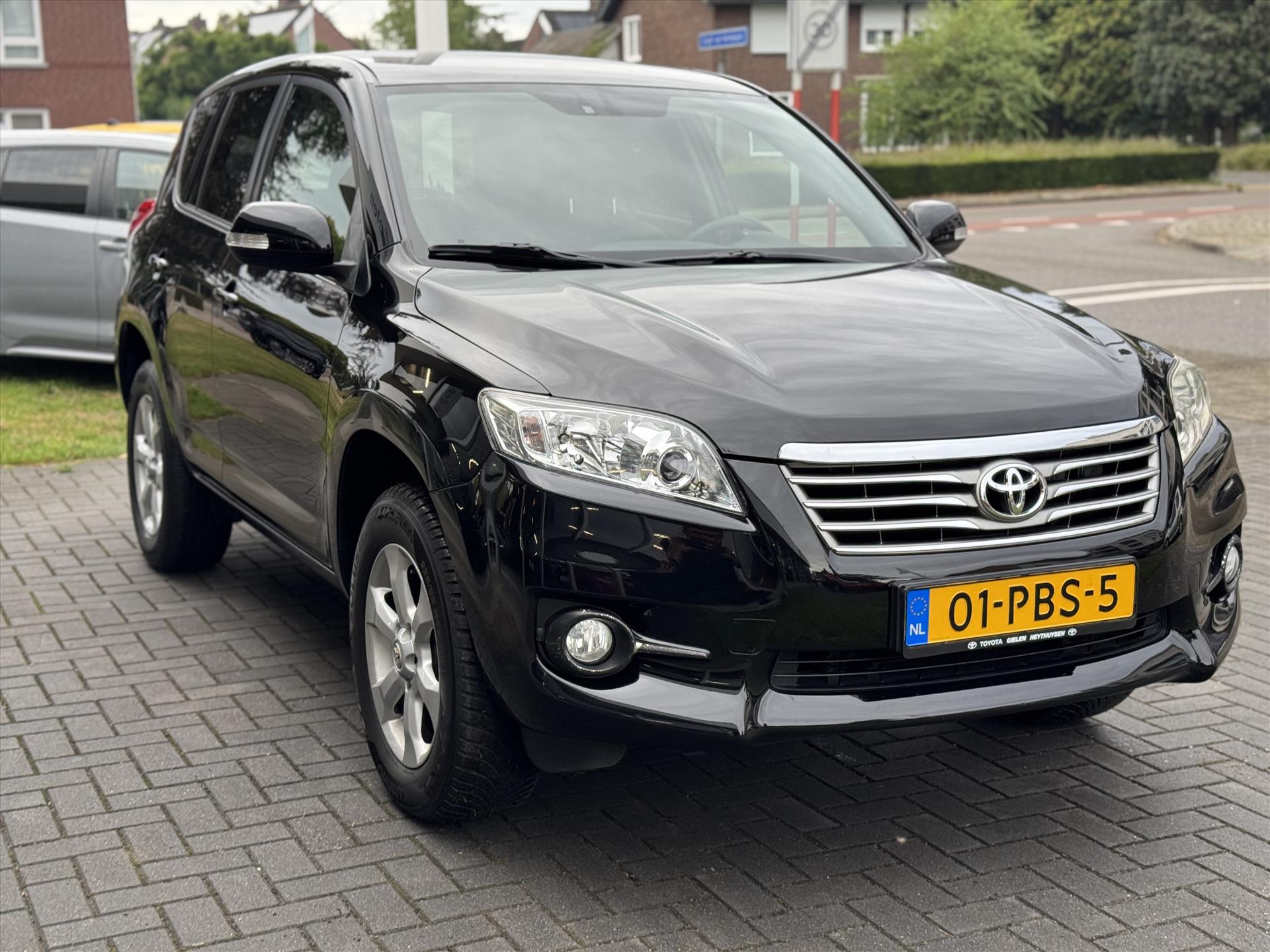 Toyota RAV4 2.0 VVT-i 4WD Executive Business | Trekhaak, Navigatie, Cruise control, Stoelverwarming, Half leer, Keyless, 1500KG Trekgewicht 47432093-2.jpg | Autobedrijf Gielen