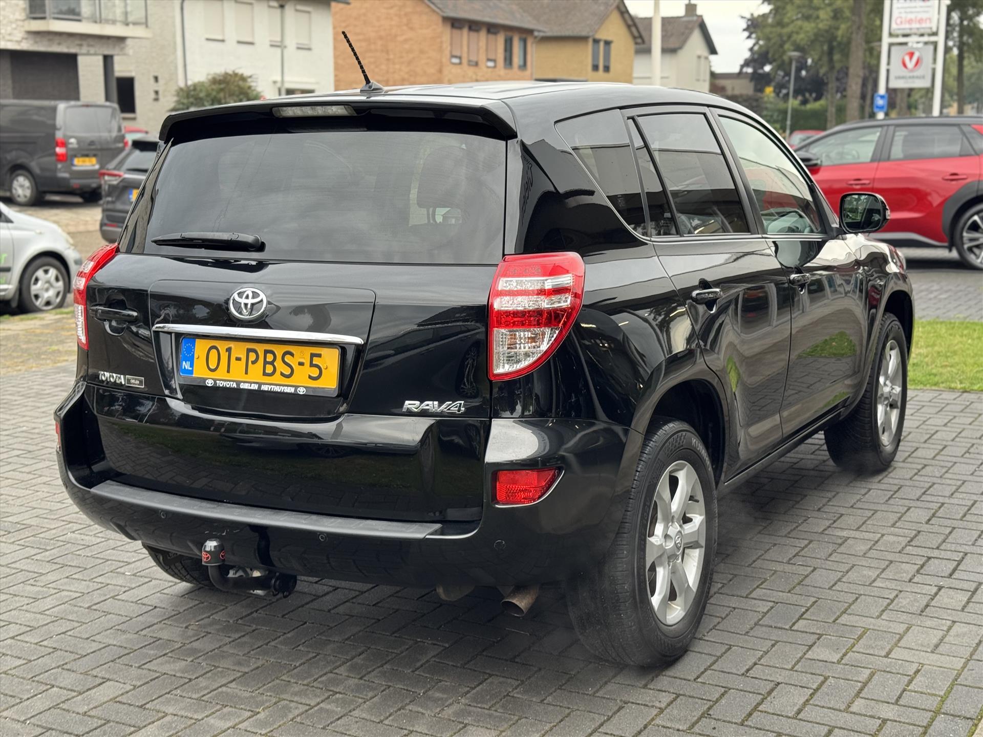 Toyota RAV4 2.0 VVT-i 4WD Executive Business | Trekhaak, Navigatie, Cruise control, Stoelverwarming, Half leer, Keyless, 1500KG Trekgewicht 47432093-3.jpg | Autobedrijf Gielen