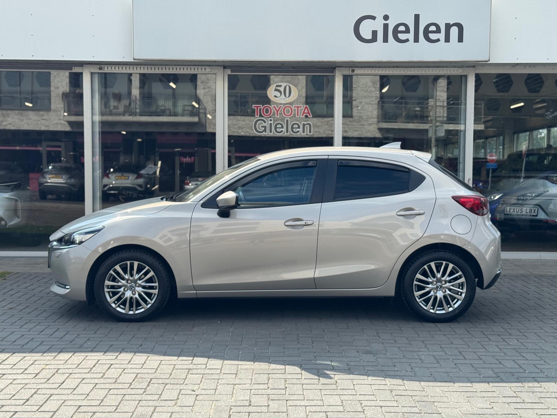 Mazda 2 1.5 SKYACTIV-G Luxury | Dodehoekherkenning, Head up display, Apple CarPlay/Android auto, LED, Stoel + Stuurverwarming, Parkeerse 47481628-1.jpg | Autobedrijf Gielen