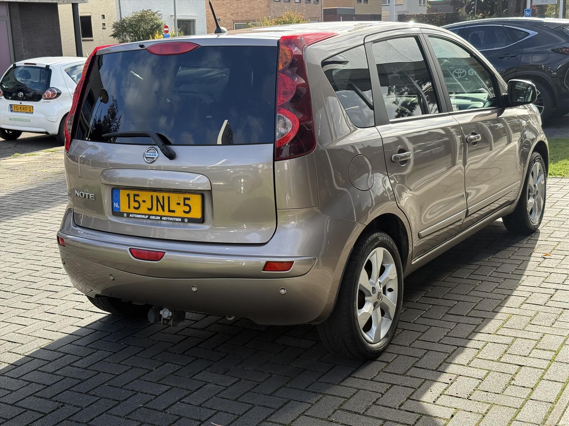 Nissan Note 1.6 Automaat Acenta | Eerste eigenaar, Trekhaak, Cruise control, Climate control, Parkeersensoren, Lichtmetalen velgen 47513861-3.jpg | Autobedrijf Gielen
