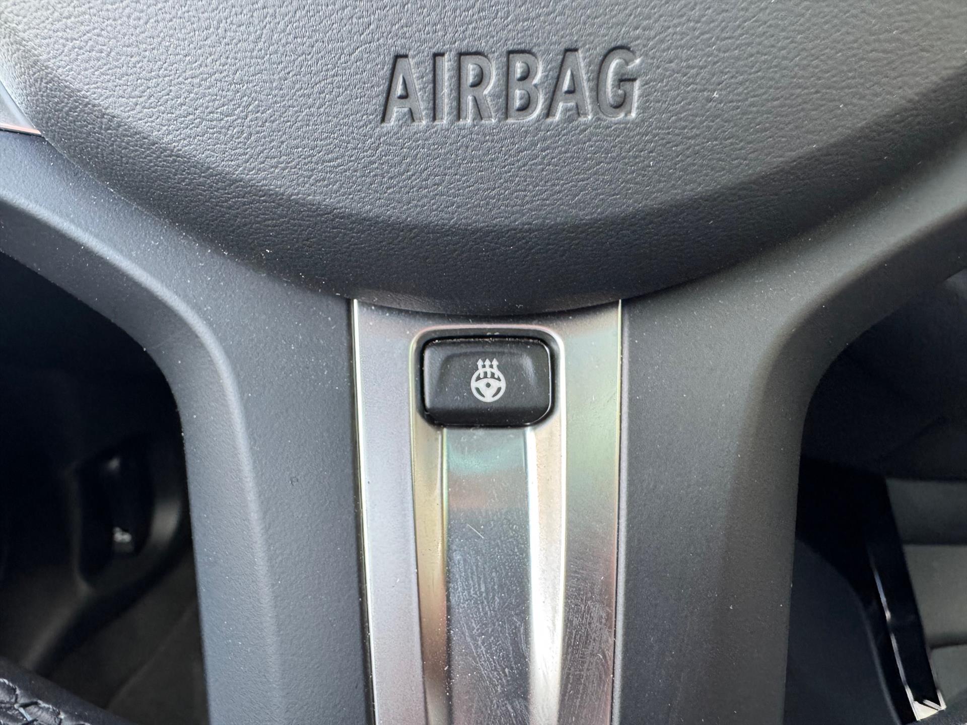 BMW 1-Serie (f40) 118i M Sport | Panoramadak, 19 inch, Leer, Stoel + Stuurverwarming, Keyless, Elektrische achterklep, Parkeercamera 47537011-21.jpg | Autobedrijf Gielen