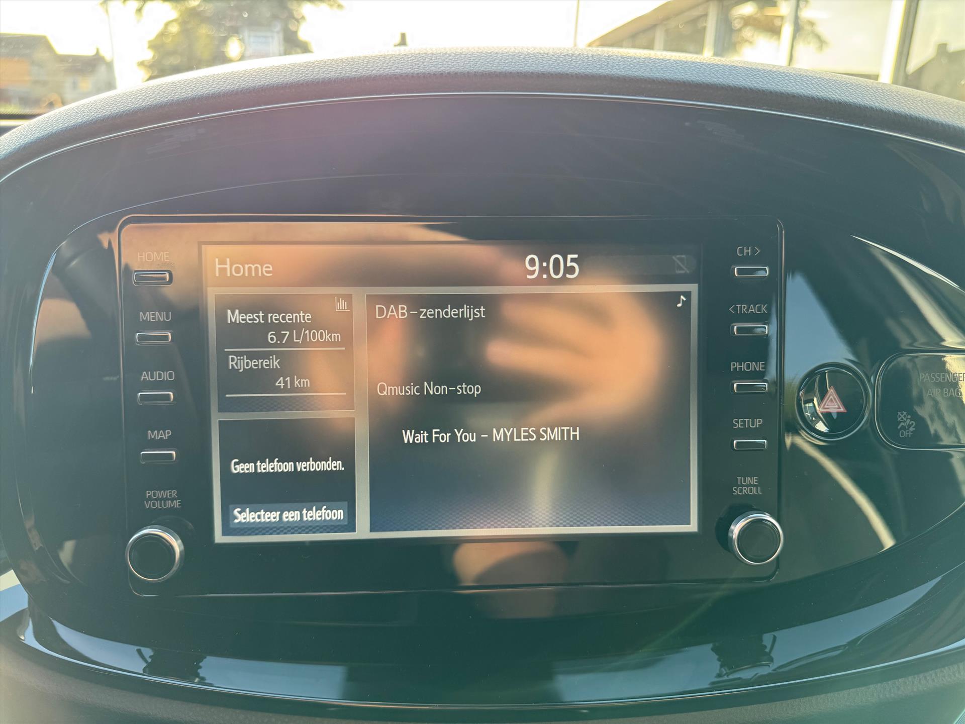 Toyota Aygo X 1.0 VVT-i Automaat Pulse Bi-Tone | Trekhaak, Lichtmetalen velgen, Privacy glass, Parkeercamera, Apple CarPlay/Android auto 47562884-24.jpg | Autobedrijf Gielen