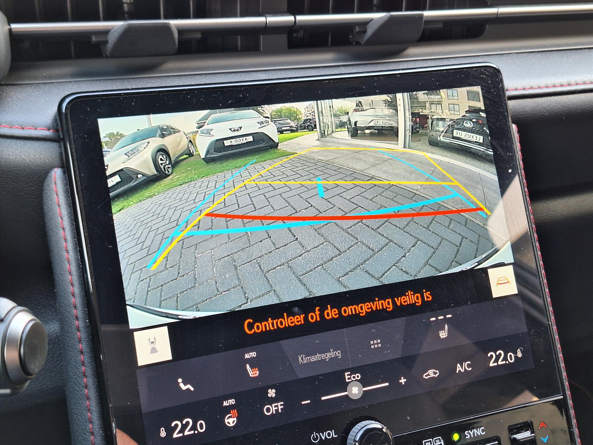 Lexus LBX 1.5 Hybrid Emotion Tech Pack | Leer, Elektrische achterklep, Keyless, Stoel + Stuurverwarming, 18 inch, Privacy glass 47576006-16.jpg | Autobedrijf Gielen