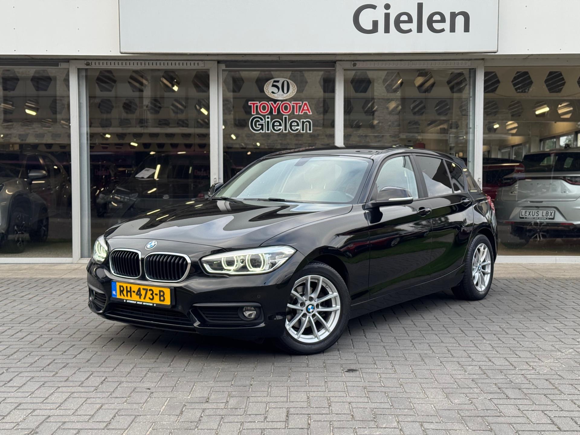 BMW 1-Serie (f20) 118i Automaat Corporate Lease High Executive | Navigatie, Leer, Stoelverwarming, LED, Parkeersensoren 47593961-0.jpg | Autobedrijf Gielen