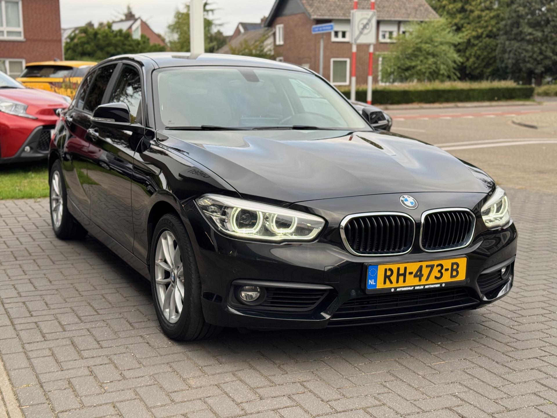 BMW 1-Serie (f20) 118i Automaat Corporate Lease High Executive | Navigatie, Leer, Stoelverwarming, LED, Parkeersensoren 47593961-4.jpg | Autobedrijf Gielen