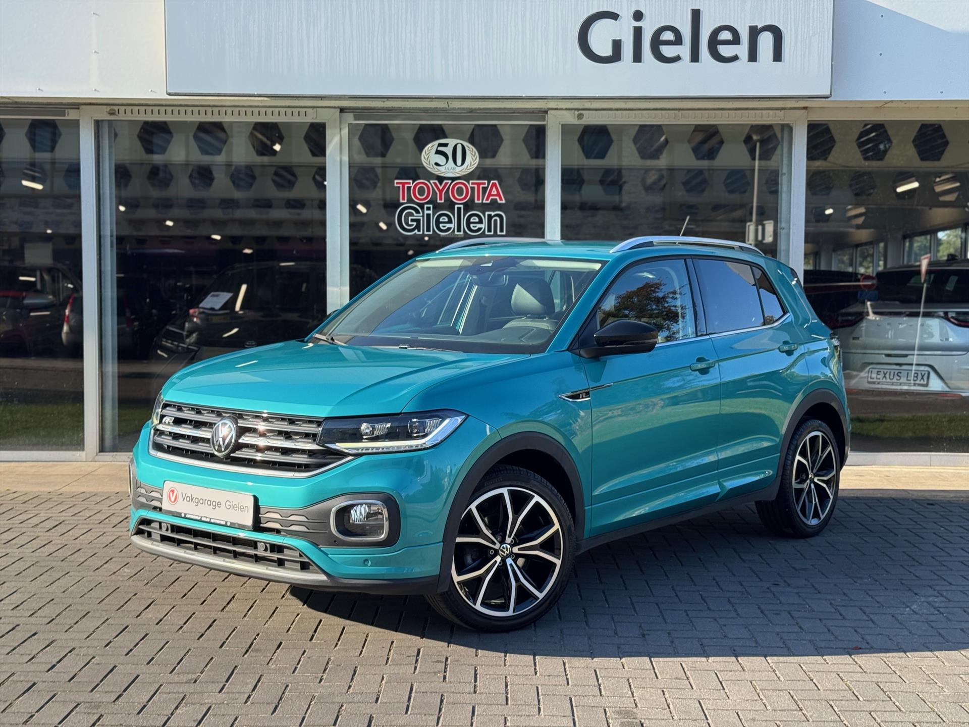 Volkswagen T-Cross 1.0 TSI 7-DSG R-Line | Dodehoekherkenning, Stoelverwarming, 18 inch, Climate control, Adaptive cruise control 47716702-0.jpg | Autobedrijf Gielen