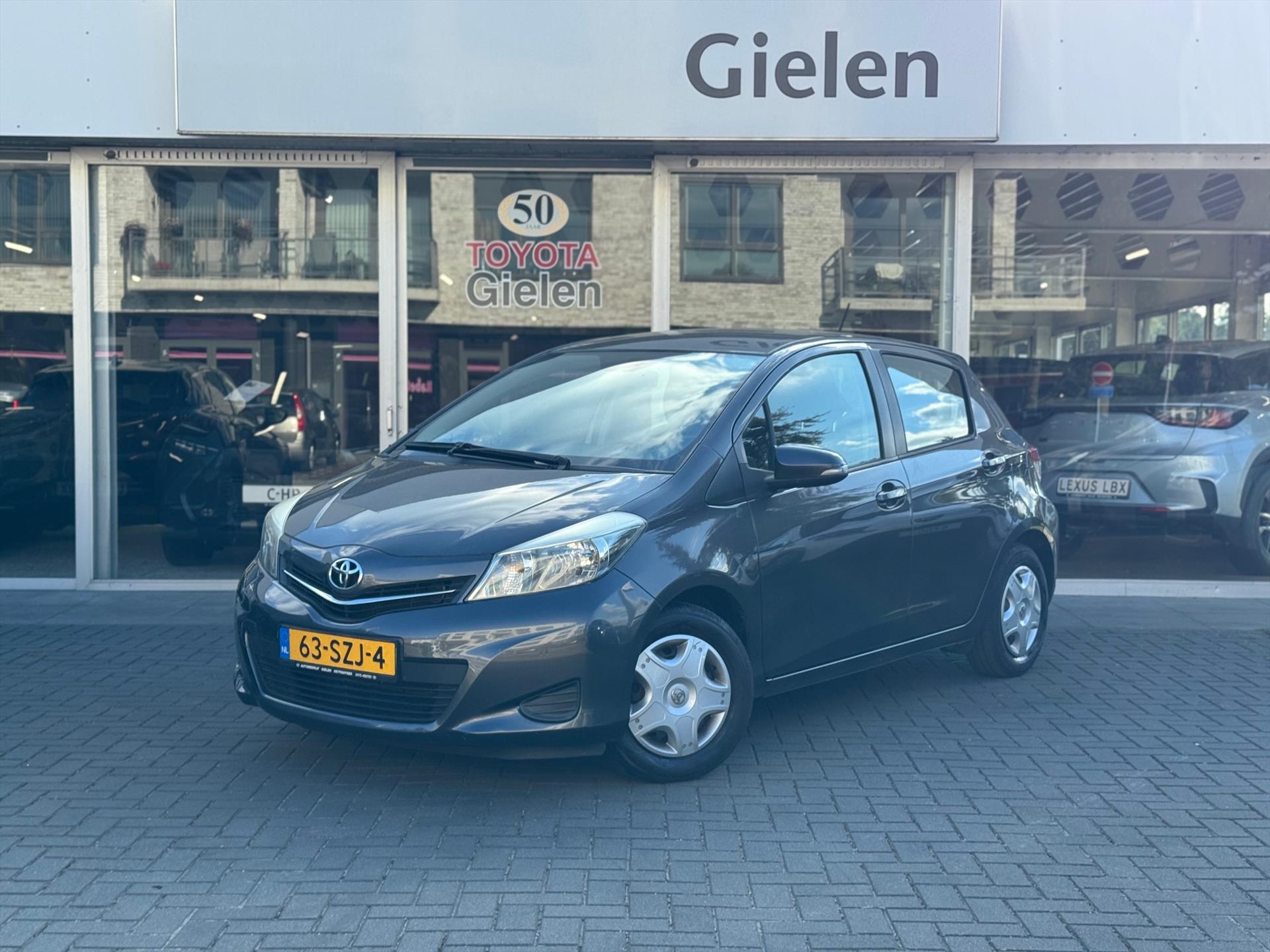 Toyota Yaris 1.0 VVT-i 5D Aspiration | Nieuw geleverd & onderhouden, Parkeercamera, Airconditioning, Centrale deurvergrendeling, Bluetooth 47782370-0.jpg | Autobedrijf Gielen