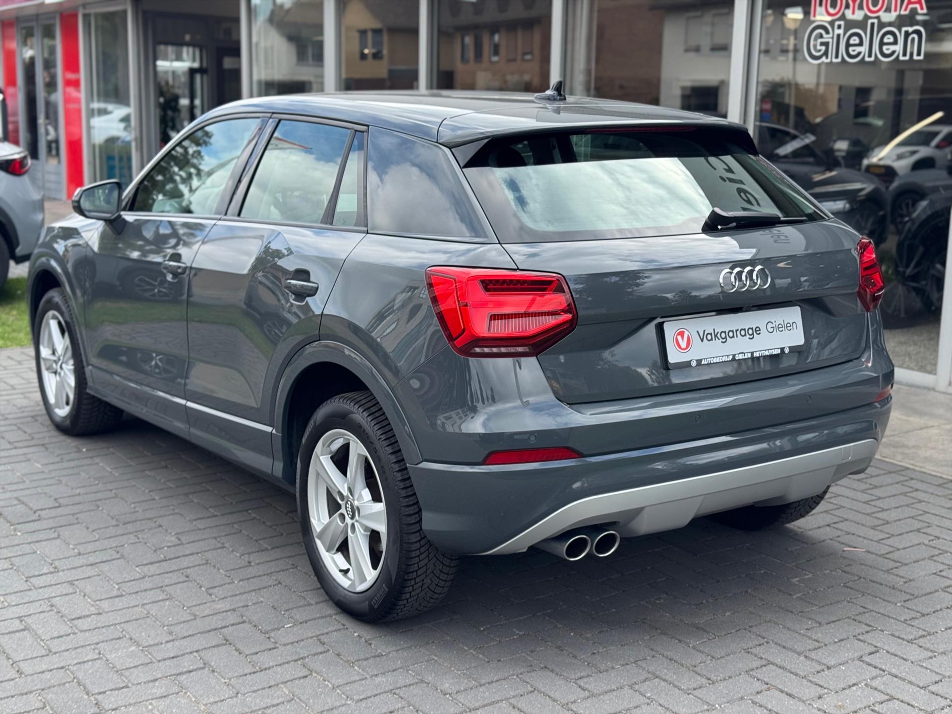 Audi Q2 35 TFSI 150pk S tronic | Navigatie, Parkeersensoren, Parkeercamera, Stoelverwarming, Startknop, 17 inch, Cruise control 47873784-2.jpg | Autobedrijf Gielen