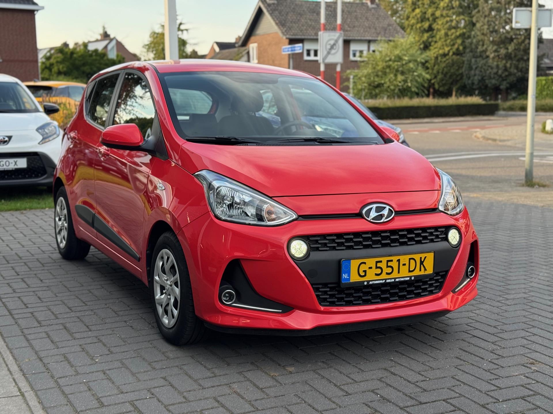 Hyundai i10 1.0i Comfort | Eerste eigenaar, Apple CarPlay/Android Auto, Lichtmetalen velgen, Cruise control, Navigatie, Parkeersensoren 47936309-4.jpg | Autobedrijf Gielen