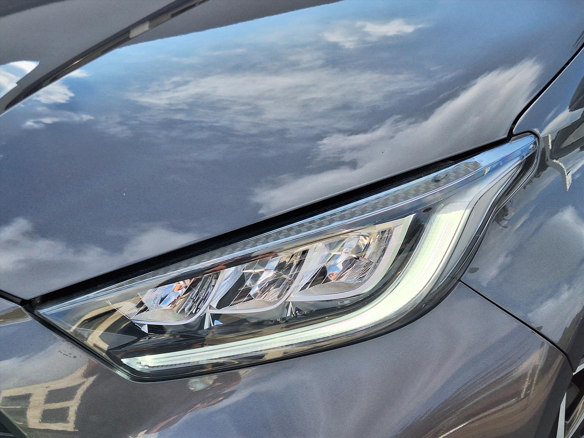 Toyota Yaris 1.5 Hybrid Dynamic | Apple CarPlay/Android auto, Lichtmetalen velgen, Keyless, Privacy Glass, LED, Navigatie 47941714-3.jpg | Autobedrijf Gielen