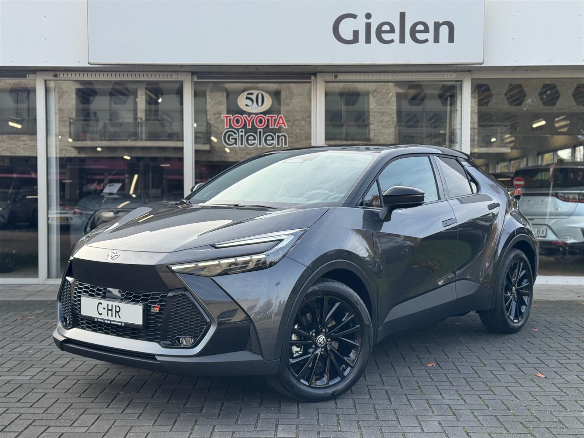 Toyota C-HR Plug-in Hybrid GR Sport | Elektrische achterklep, Stoel + Stuurverwarming, Half leer, Dodehoekherkenning, 19 inch, LED, Groot sc 48001400-0.jpg | Autobedrijf Gielen