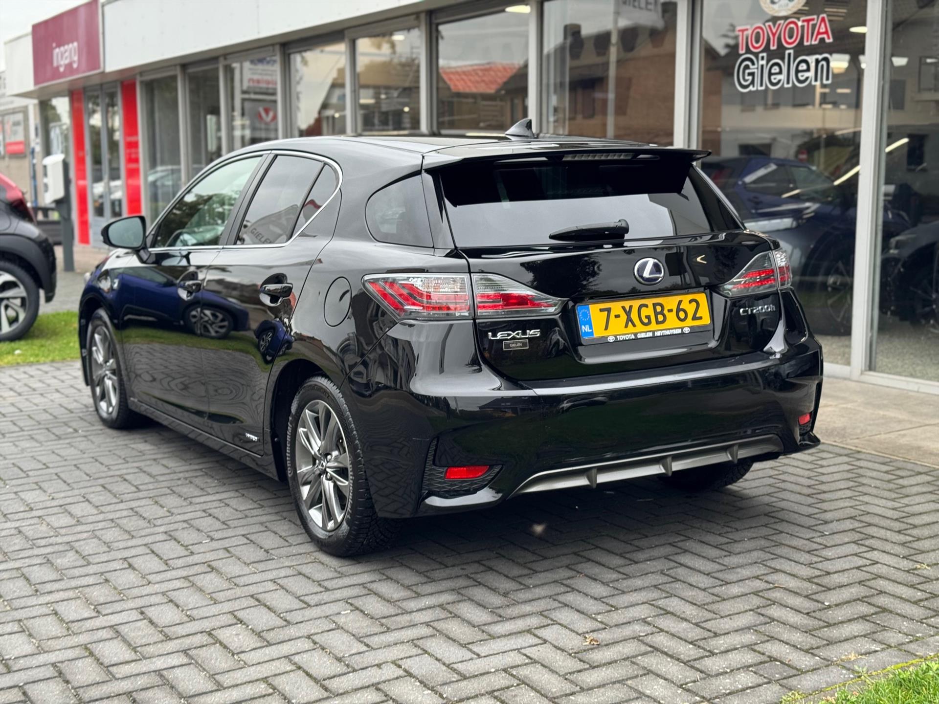 Lexus CT 200h F Sport Line | 2e eigenaar, Navigatie, Stoelverwarming, Privacy glass, 16 inch, Parkeercamera 48088588-1.jpg | Autobedrijf Gielen