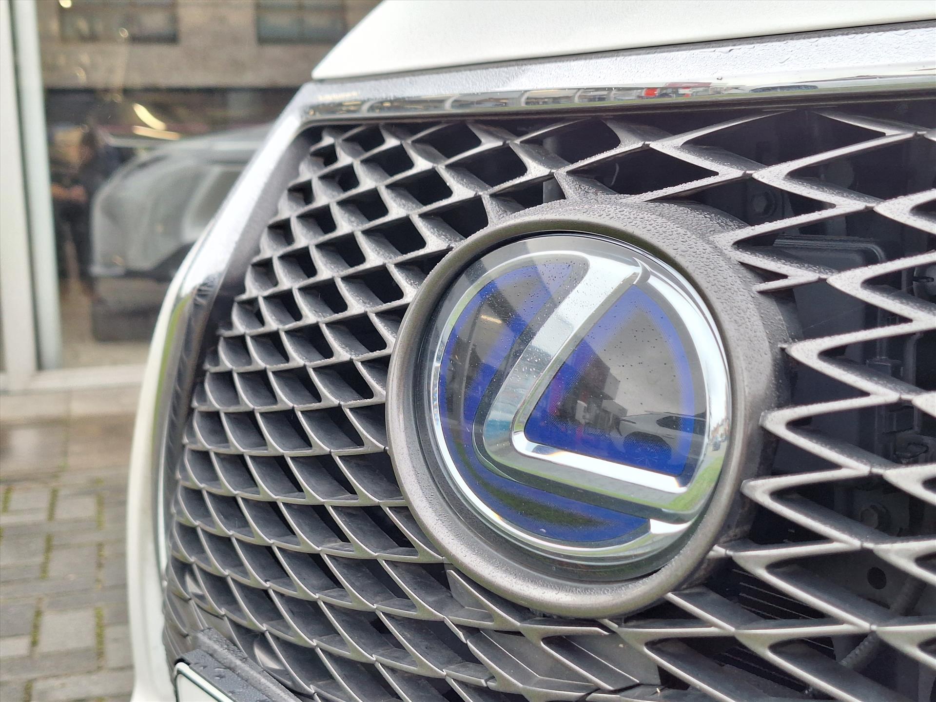 Lexus NX 300h AWD F Sport Line | Panoramadak, Leer, Stoelverwarming, Keyless, Elektrische achterklep, Parkeersensoren 48322008-2.jpg | Autobedrijf Gielen