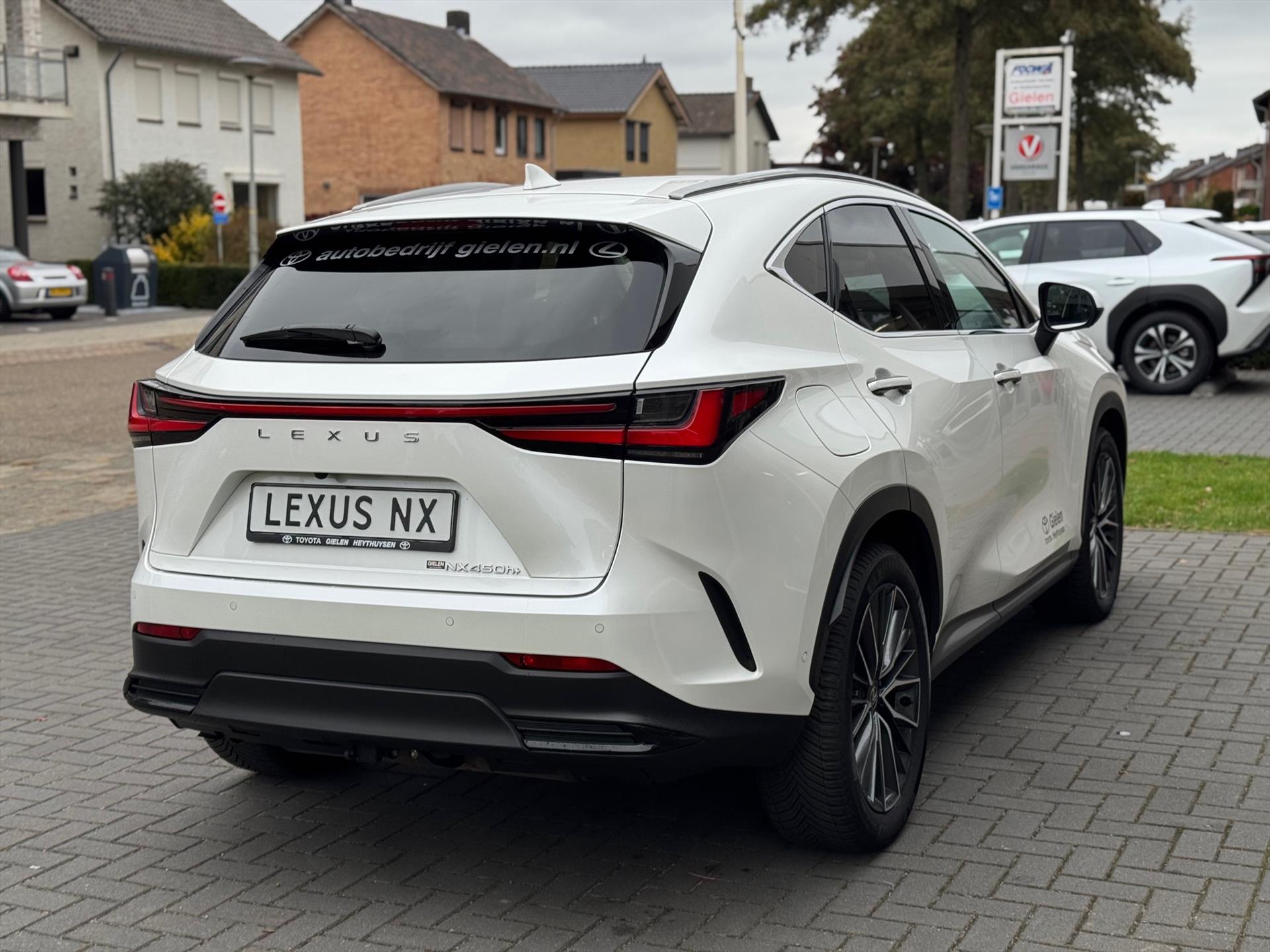 Lexus NX 450h+ AWD President Line | Trekhaak, Mark Levinson, Geheugenfunctie, Stoelventilatie, 360 camera, 20 inch, Stuurverwarming 48405652-3.jpg | Autobedrijf Gielen