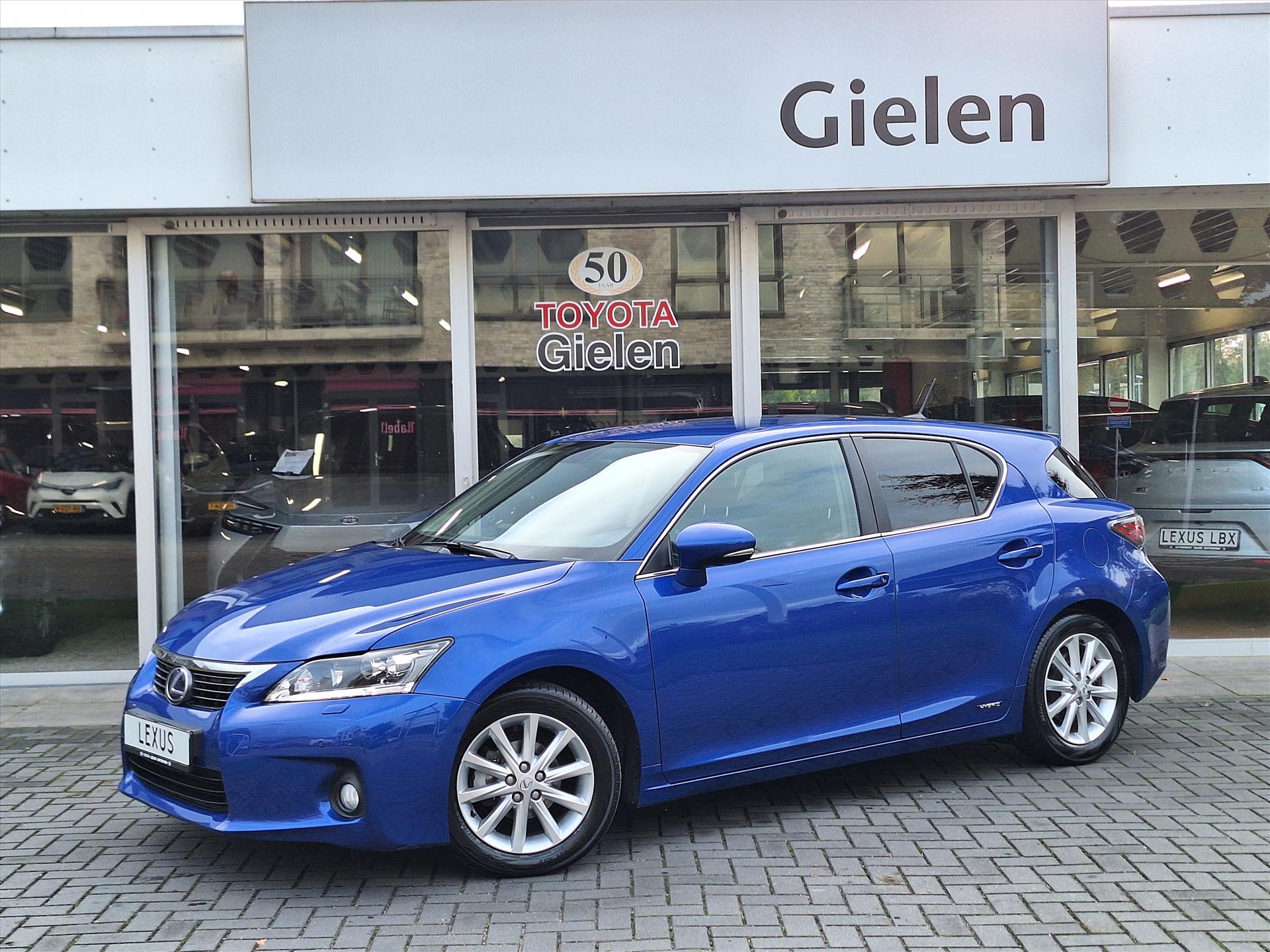 Lexus CT 200h Business Line Pro | Navigatie, Parkeersensoren, 16 inch, Cruise control, Keyless, Stoelverwarming 48551669-0.jpg | Autobedrijf Gielen
