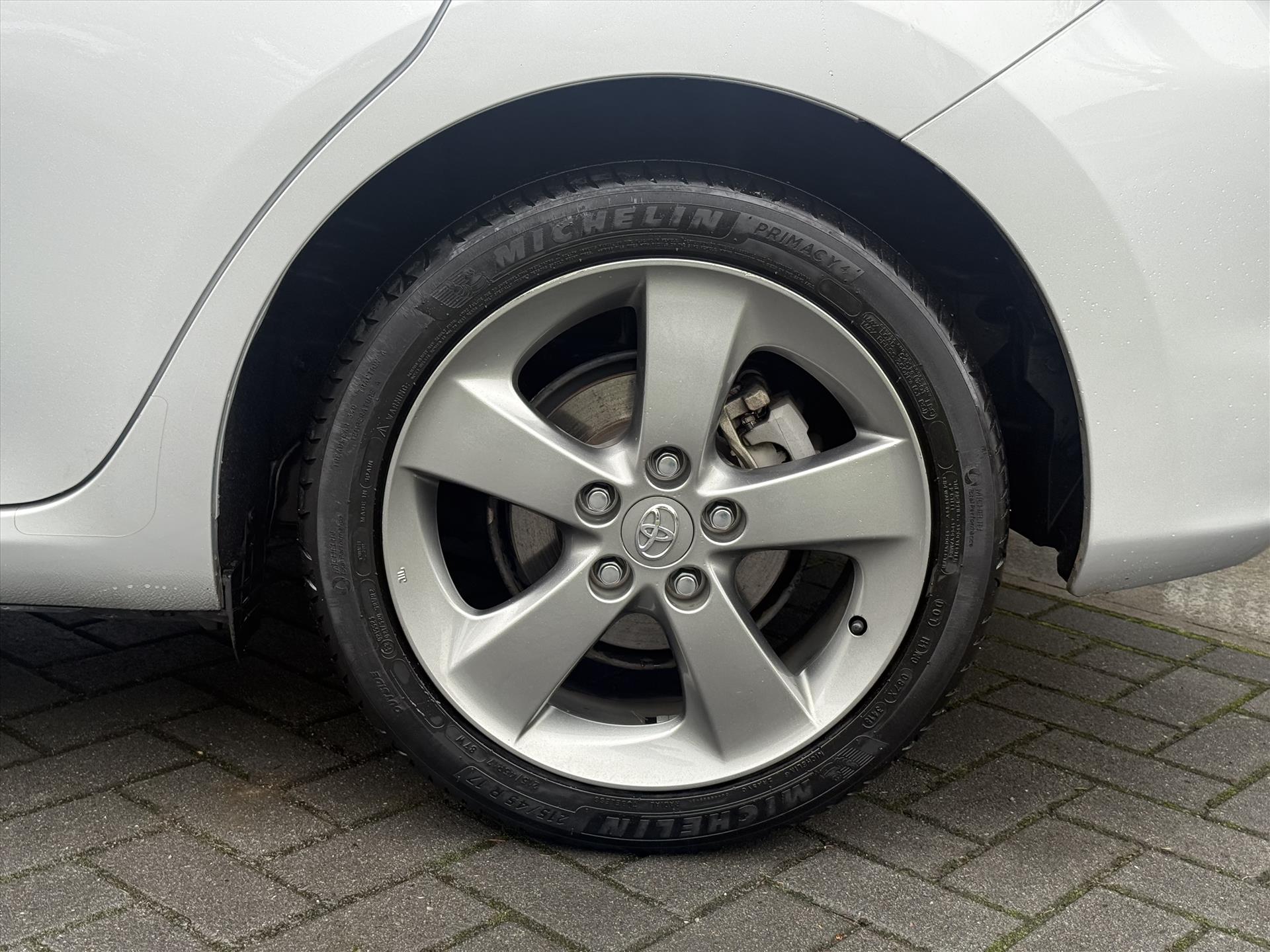 Toyota Auris 1.8 Full Hybrid Executive | Eerste eigenaar, Trekhaak, Navigatie, Keyless, 17 inch, Camera, Cruise control, Nieuw geleverd & ond 48610627-4.jpg | Autobedrijf Gielen