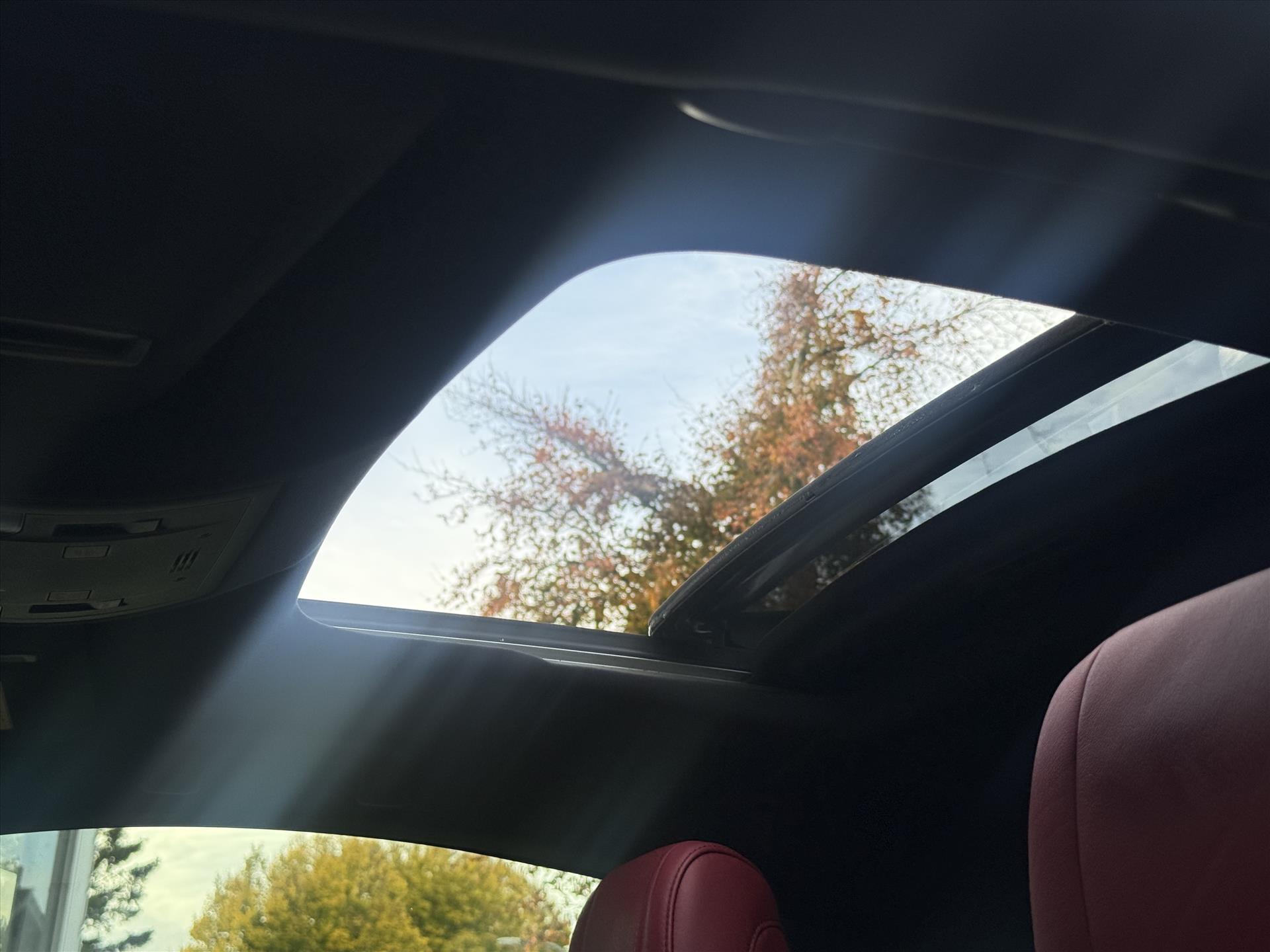 Lexus RC 300h F Sport Line | Schuifdak, Parkeersensoren, Stoelventilatie + verwarming, Leer, Dodehoekherkenning, Navigatie 48721420-15.jpg | Autobedrijf Gielen