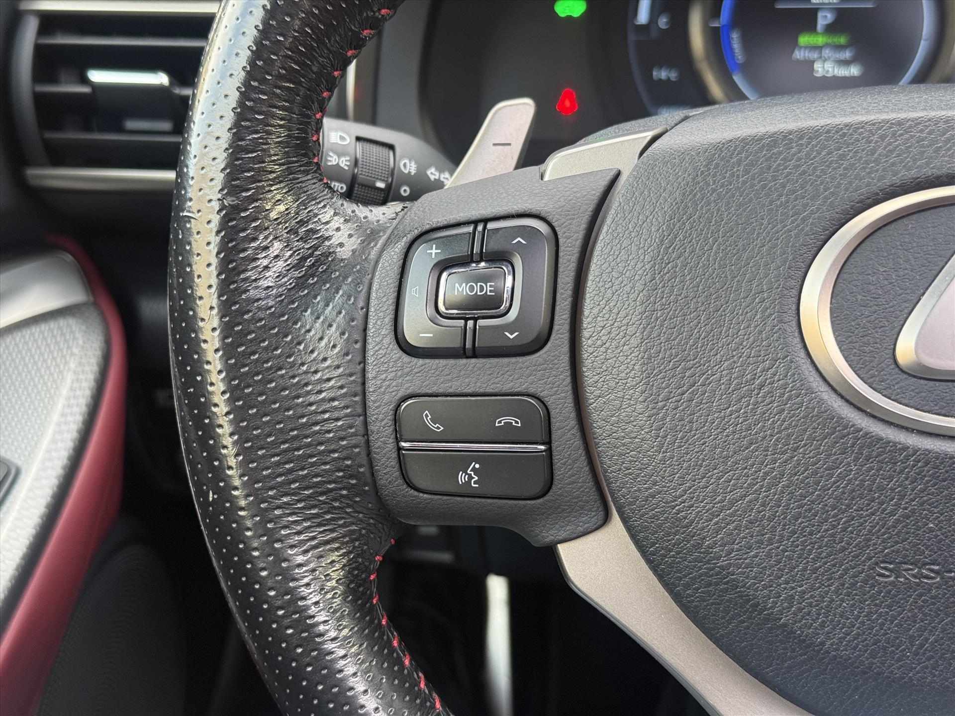 Lexus RC 300h F Sport Line | Schuifdak, Parkeersensoren, Stoelventilatie + verwarming, Leer, Dodehoekherkenning, Navigatie 48721420-20.jpg | Autobedrijf Gielen