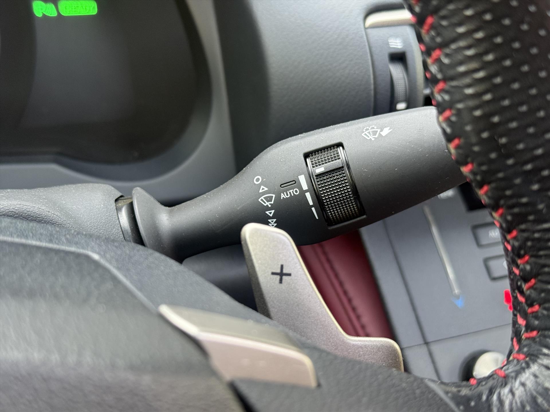 Lexus RC 300h F Sport Line | Schuifdak, Parkeersensoren, Stoelventilatie + verwarming, Leer, Dodehoekherkenning, Navigatie 48721420-23.jpg | Autobedrijf Gielen