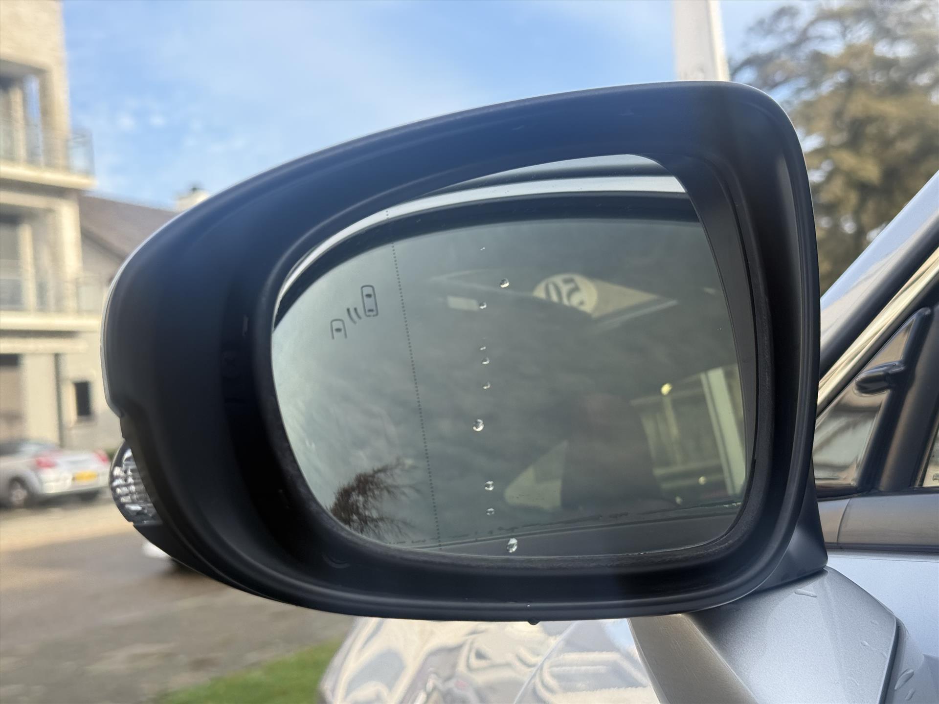 Lexus RC 300h F Sport Line | Schuifdak, Parkeersensoren, Stoelventilatie + verwarming, Leer, Dodehoekherkenning, Navigatie 48721420-3.jpg | Autobedrijf Gielen