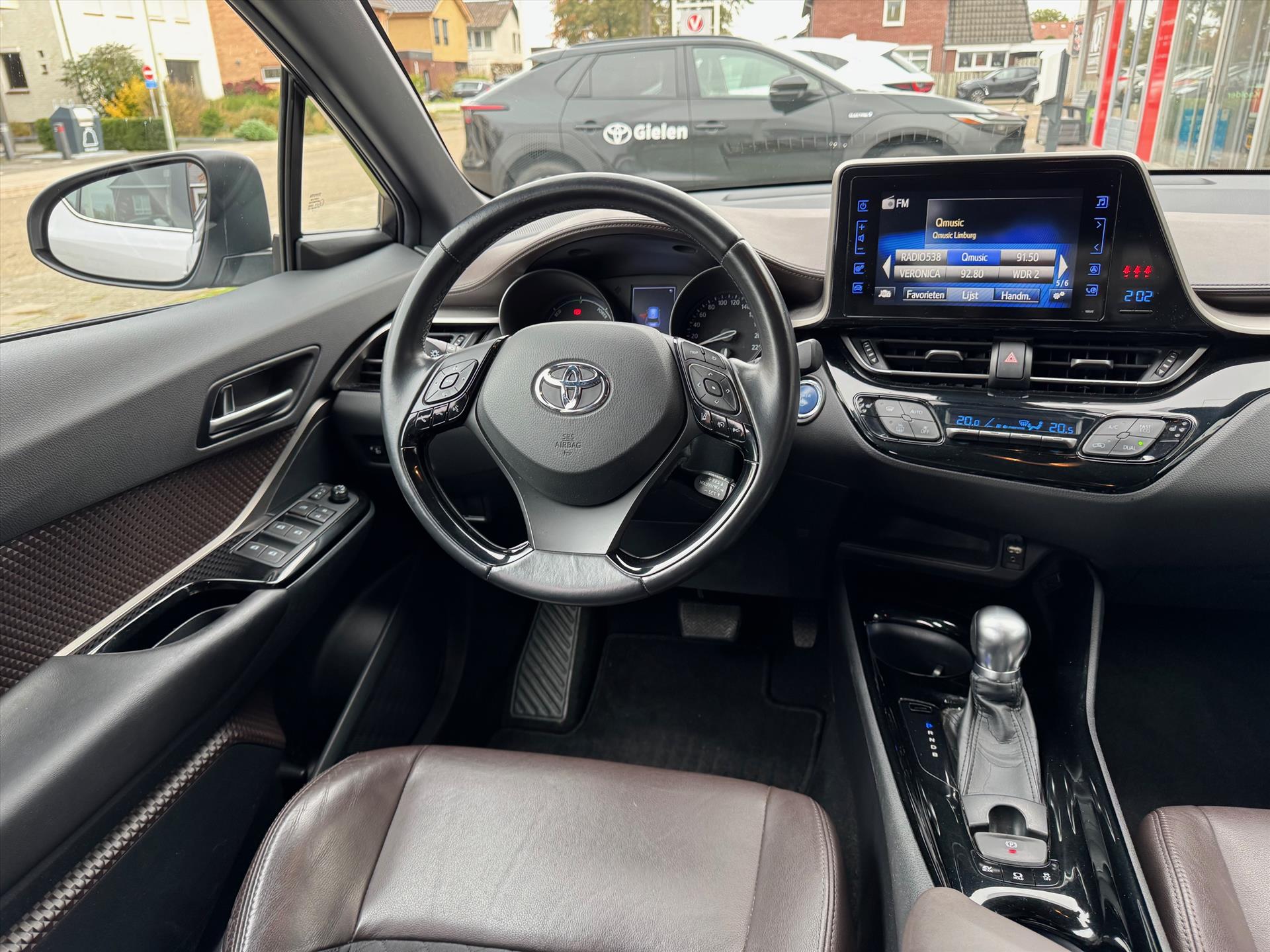 Toyota C-HR 1.8 Hybrid Executive | Stoelverwarming, Navigatie, Keyless, Leer/Stof, 18 Inch 48721902-13.jpg | Autobedrijf Gielen