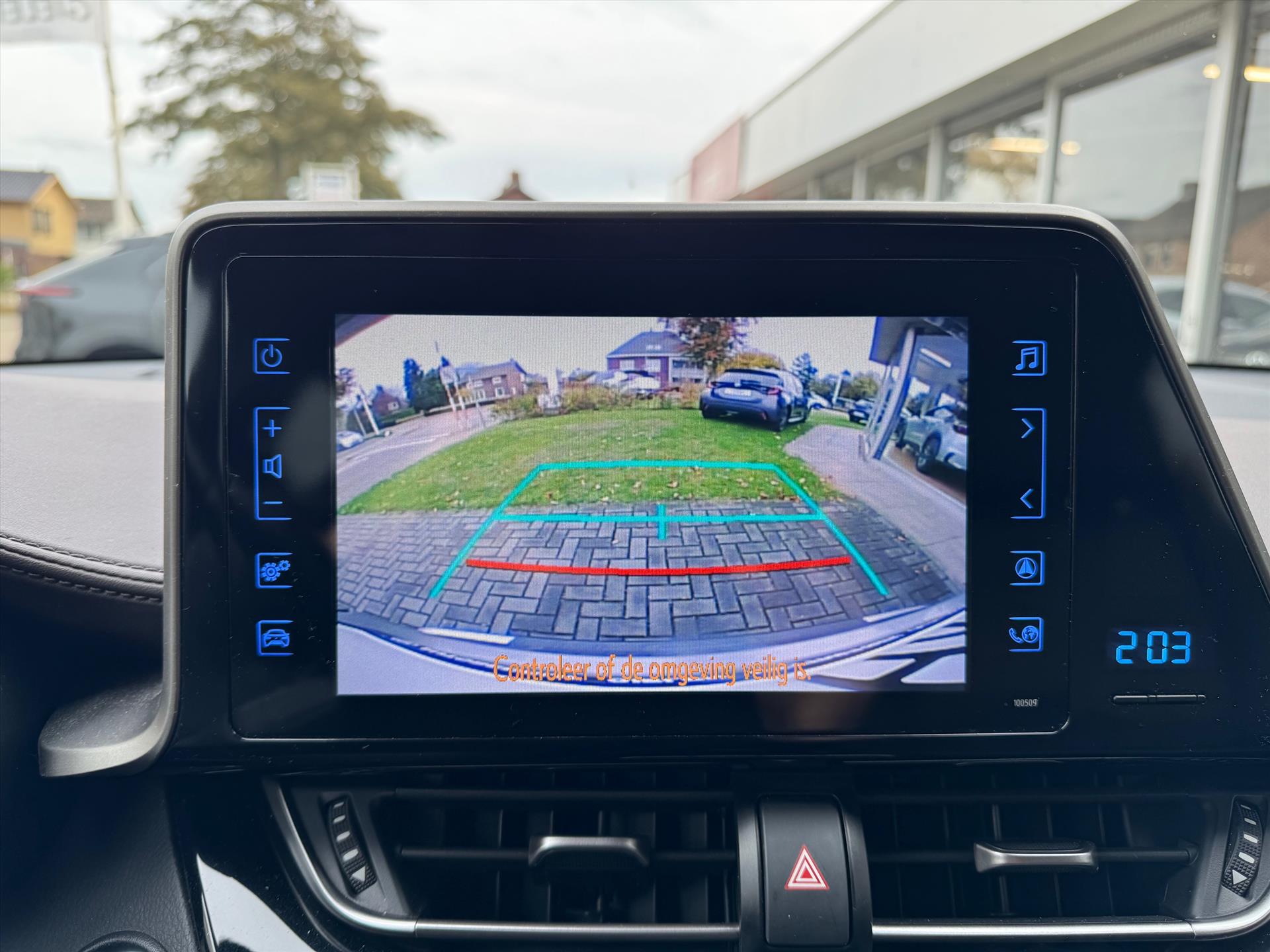 Toyota C-HR 1.8 Hybrid Executive | Stoelverwarming, Navigatie, Keyless, Leer/Stof, 18 Inch 48721902-28.jpg | Autobedrijf Gielen