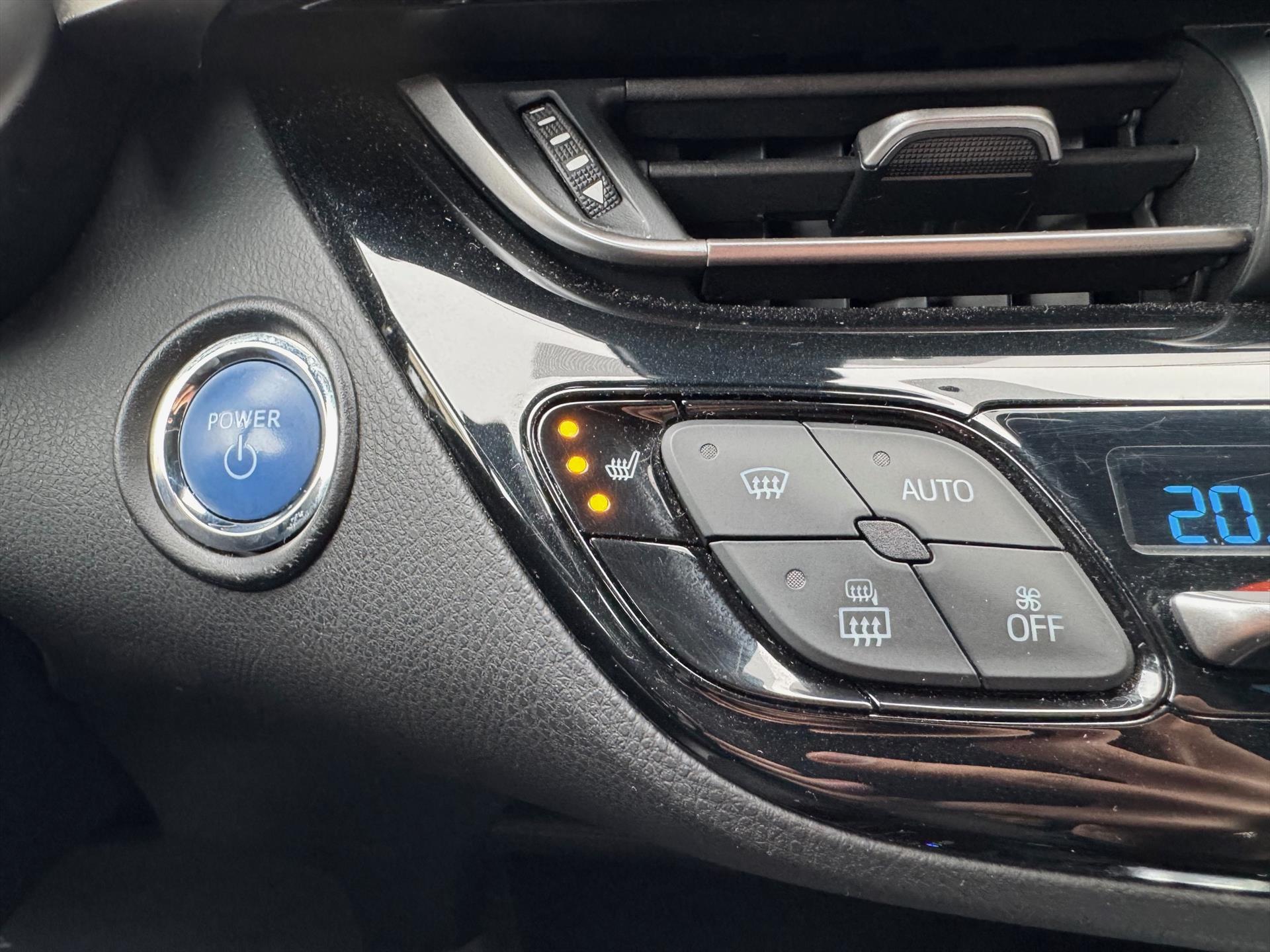 Toyota C-HR 1.8 Hybrid Executive | Stoelverwarming, Navigatie, Keyless, Leer/Stof, 18 Inch 48721902-31.jpg | Autobedrijf Gielen