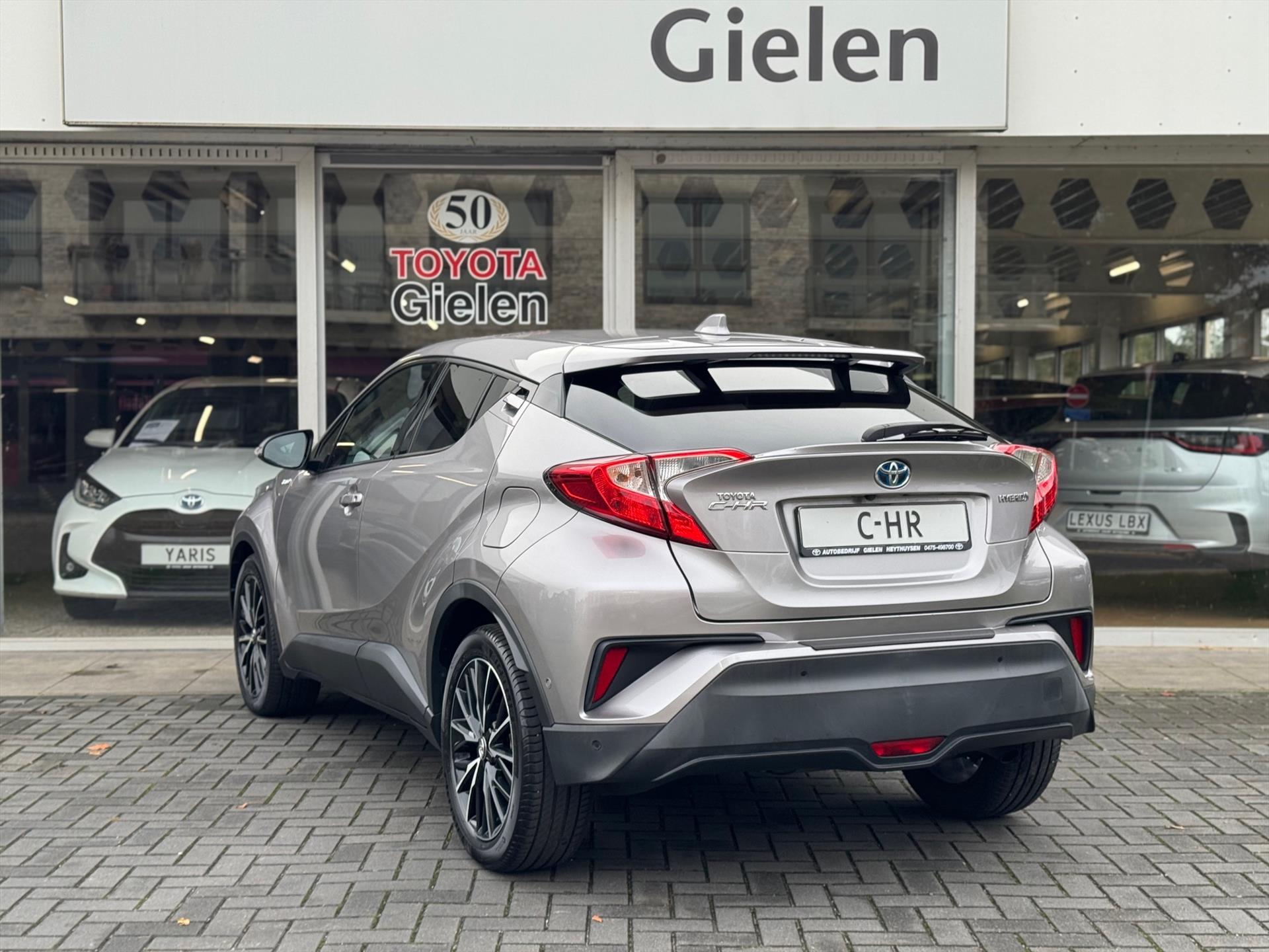 Toyota C-HR 1.8 Hybrid Executive | Stoelverwarming, Navigatie, Keyless, Leer/Stof, 18 Inch 48721902-36.jpg | Autobedrijf Gielen