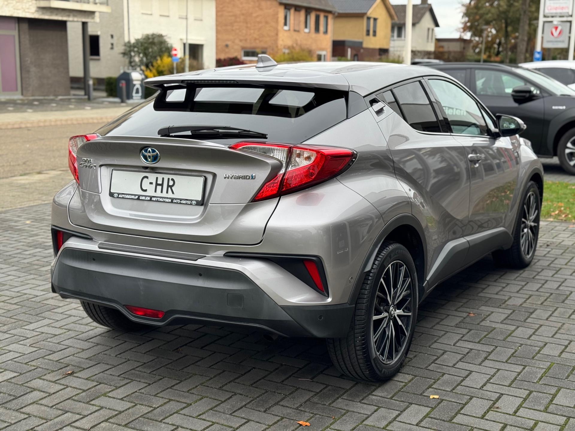 Toyota C-HR 1.8 Hybrid Executive | Stoelverwarming, Navigatie, Keyless, Leer/Stof, 18 Inch 48721902-4.jpg | Autobedrijf Gielen