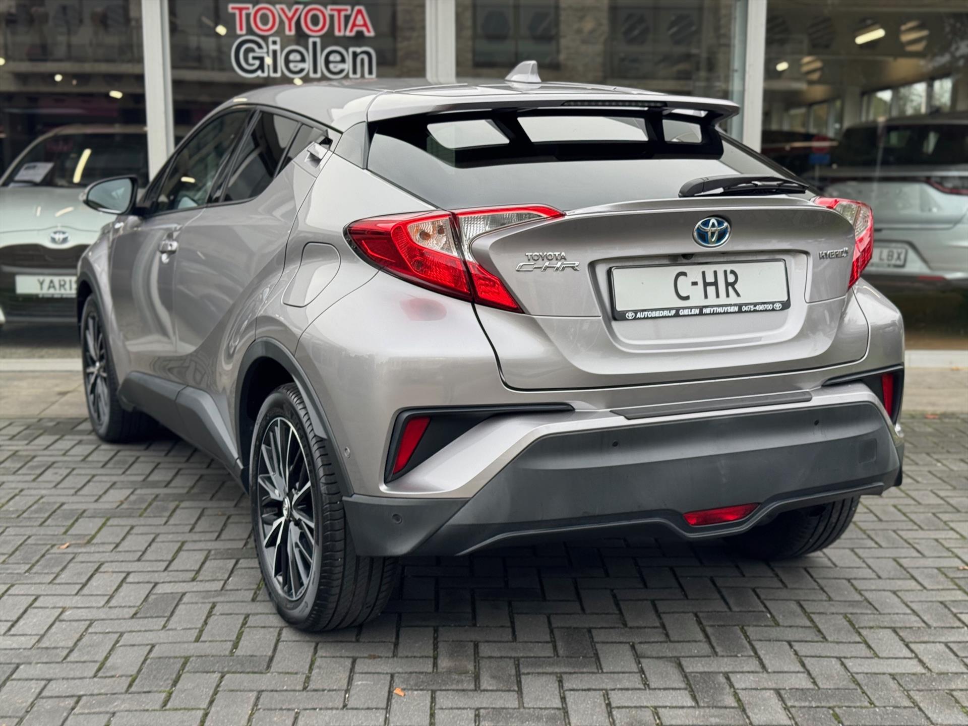 Toyota C-HR 1.8 Hybrid Executive | Stoelverwarming, Navigatie, Keyless, Leer/Stof, 18 Inch 48721902-8.jpg | Autobedrijf Gielen
