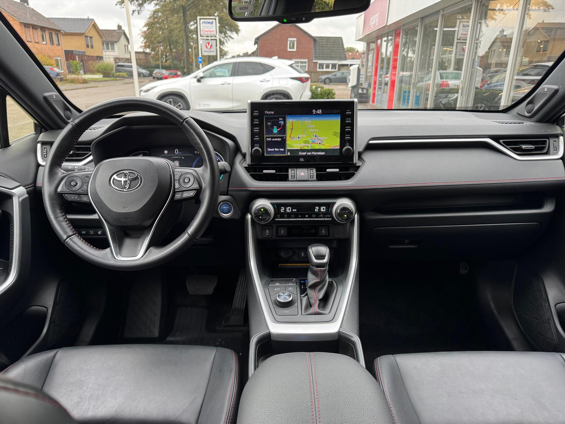 Toyota RAV4 2.5 Plug-in Hybrid AWD Bi-Tone Plus | Trekhaak, Head up display, JBL, Leer, Geheugenfunctie, 360 camera, Stoel+stuurverwarming, 48722757-11.jpg | Autobedrijf Gielen