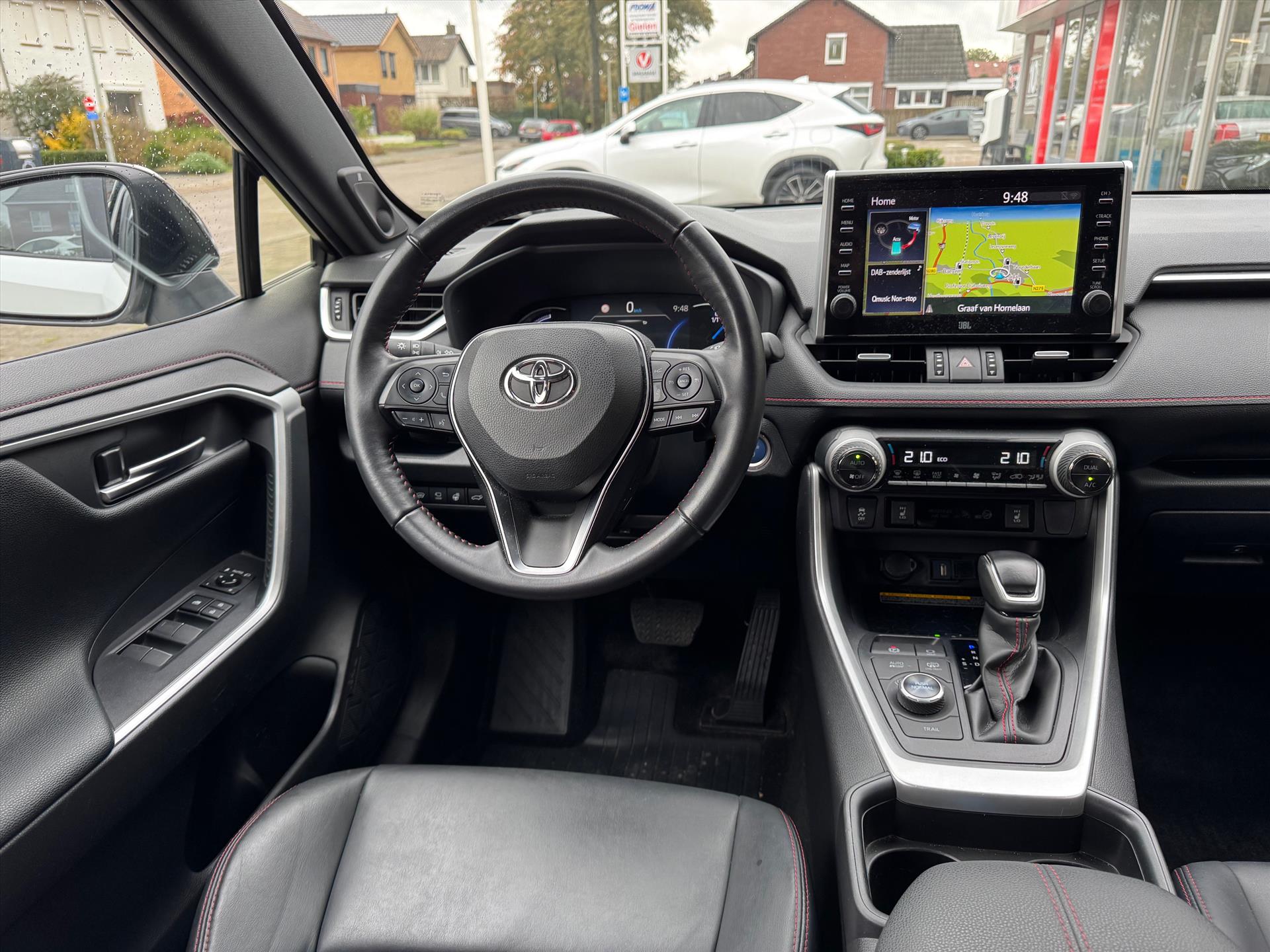 Toyota RAV4 2.5 Plug-in Hybrid AWD Bi-Tone Plus | Trekhaak, Head up display, JBL, Leer, Geheugenfunctie, 360 camera, Stoel+stuurverwarming, 48722757-13.jpg | Autobedrijf Gielen