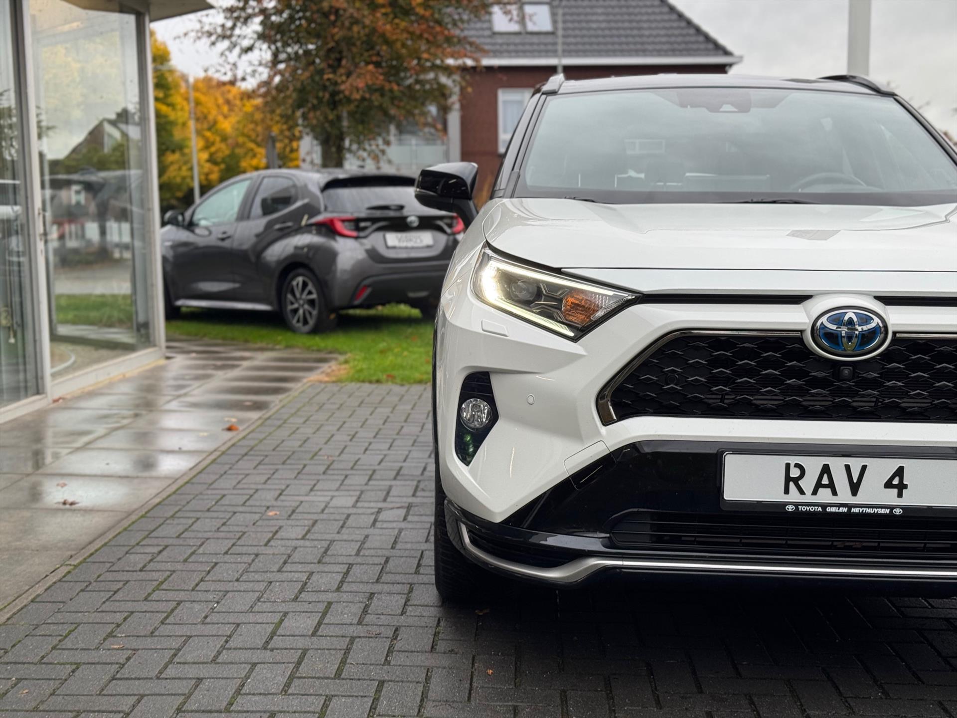 Toyota RAV4 2.5 Plug-in Hybrid AWD Bi-Tone Plus | Trekhaak, Head up display, JBL, Leer, Geheugenfunctie, 360 camera, Stoel+stuurverwarming, 48722757-7.jpg | Autobedrijf Gielen