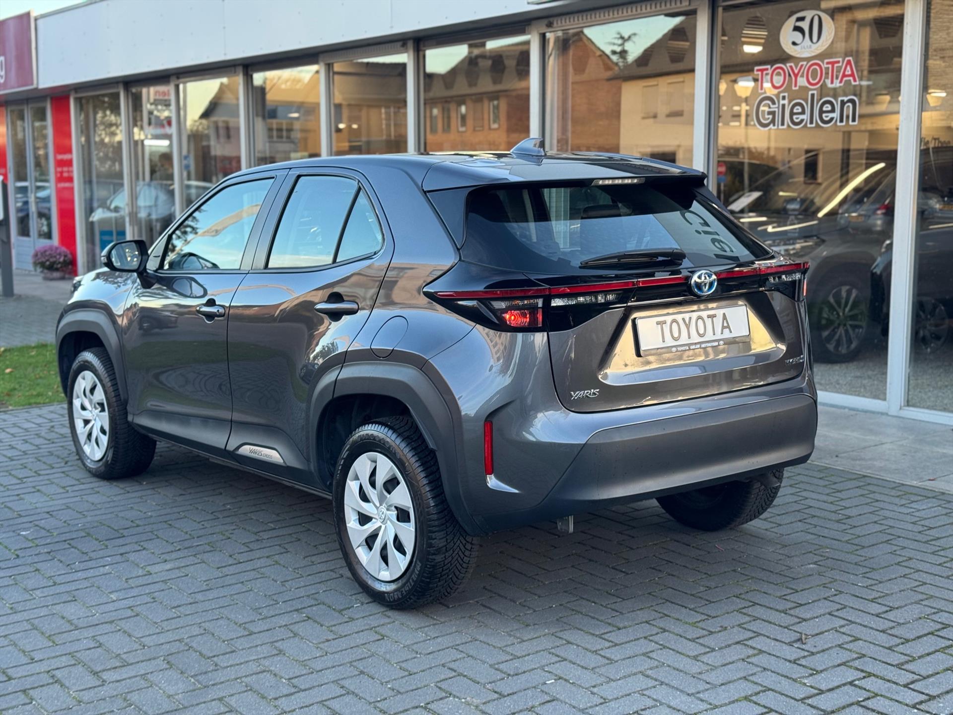 Toyota Yaris Cross 1.5 Hybrid Active | Apple CarPlay/Android auto, LED, Parkeercamera, Adaptive cruise control, Climate control 48728265-3.jpg | Autobedrijf Gielen
