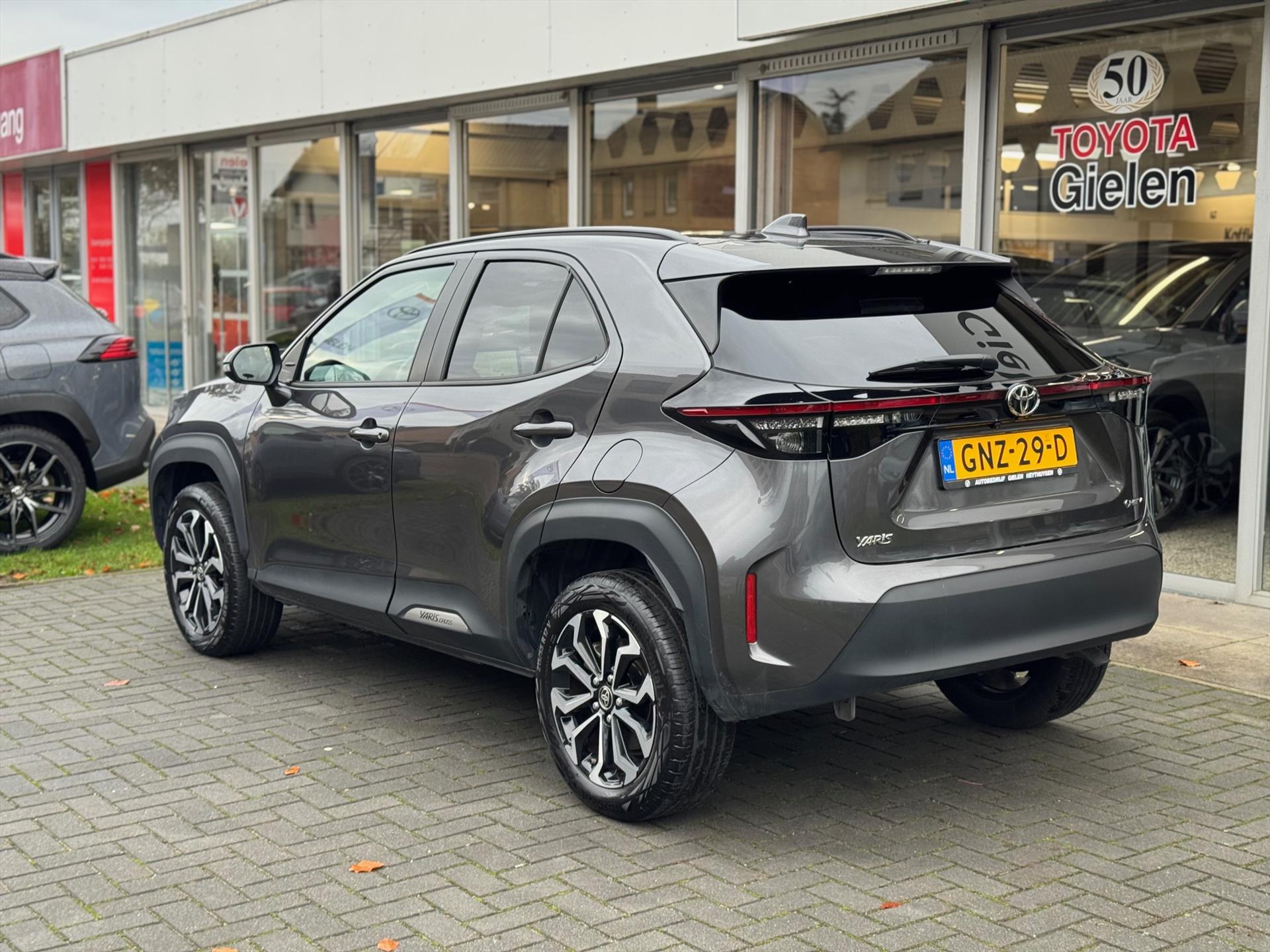 Toyota Yaris Cross 1.5 Hybrid First Edition | Eerste eigenaar, Smart connect, Keyless, 17 inch, Privacy glass, Startknop 49018247-3.jpg | Autobedrijf Gielen