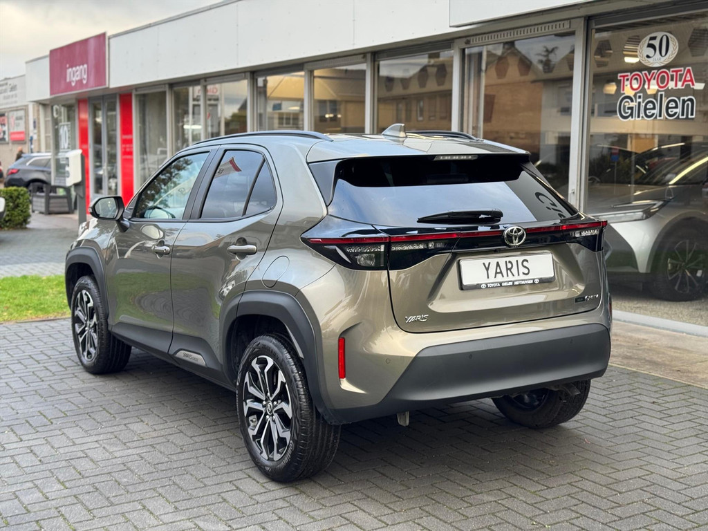 Toyota Yaris Cross 1.5 Hybrid First Edition Plus | Parkeersensoren, Stoel + Stuurverwarming, 17 inch, Privacy Glass 49020492-3.jpg | Autobedrijf Gielen