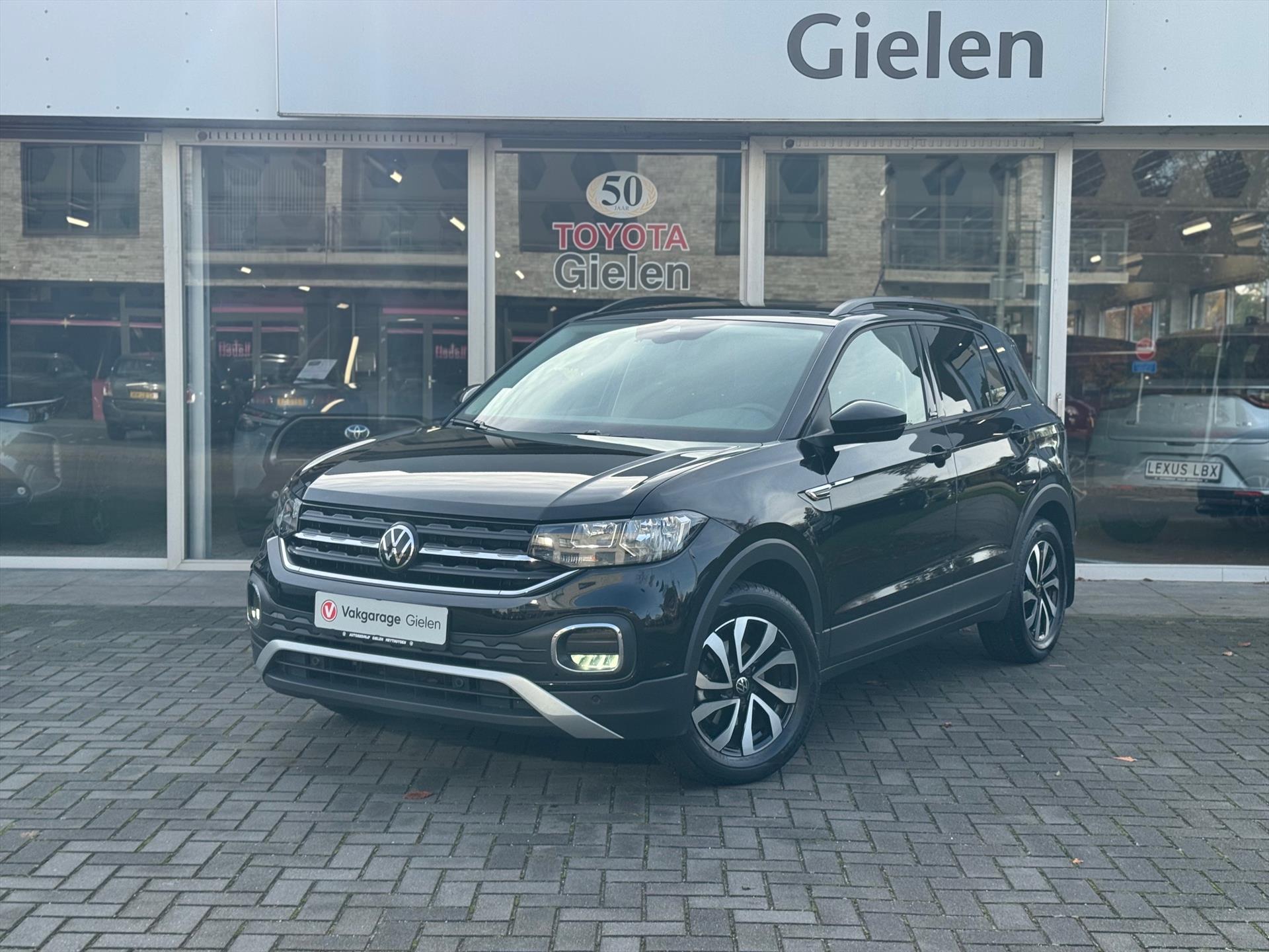 Volkswagen T-Cross 1.0 TSI GO | Stoelverwarming, Apple carplay/Android auto, Adaptive cruise control, Navigatie, Parkeersensoren 49192669-0.jpg | Autobedrijf Gielen