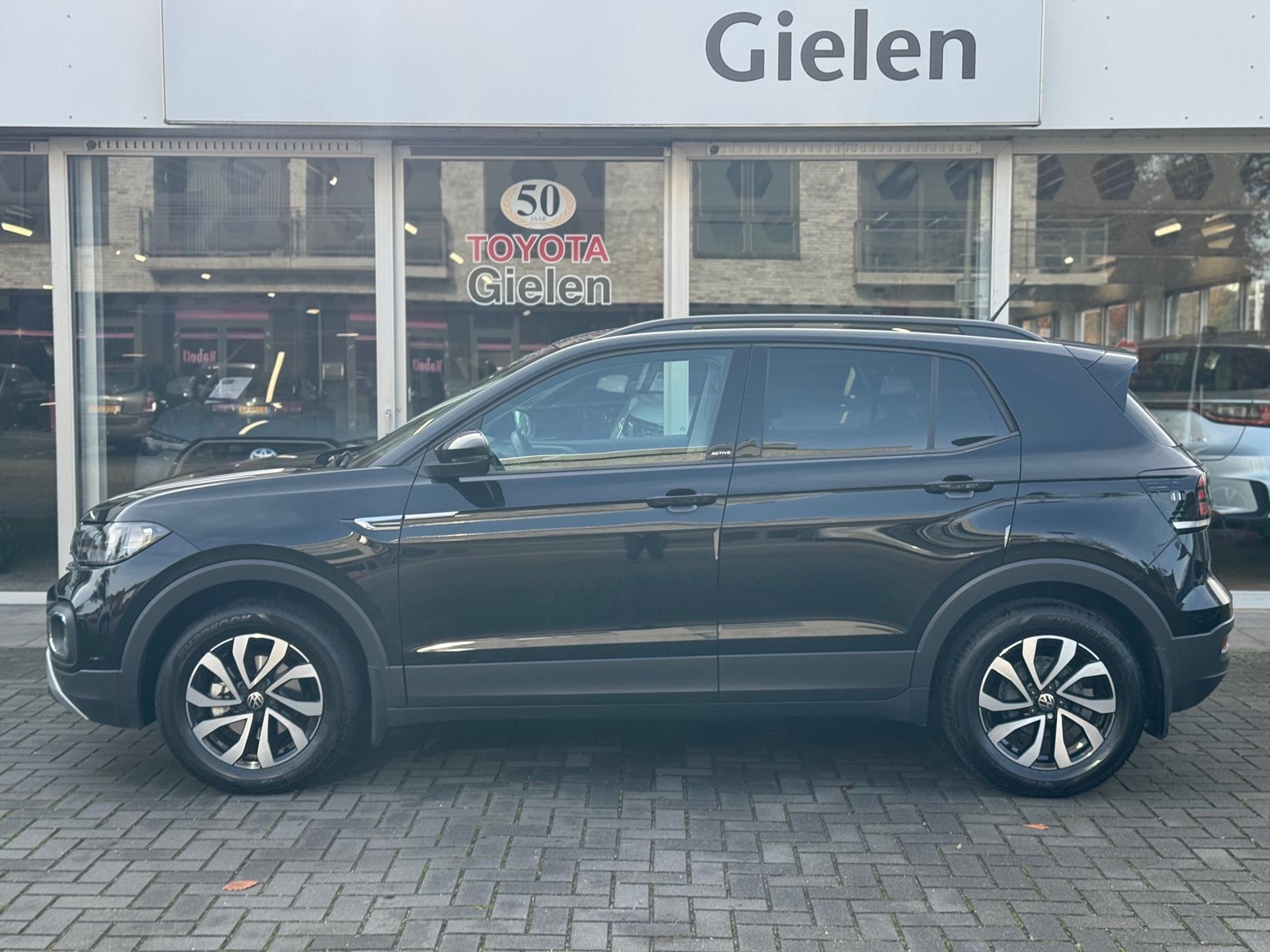Volkswagen T-Cross 1.0 TSI GO | Stoelverwarming, Apple carplay/Android auto, Adaptive cruise control, Navigatie, Parkeersensoren 49192669-1.jpg | Autobedrijf Gielen