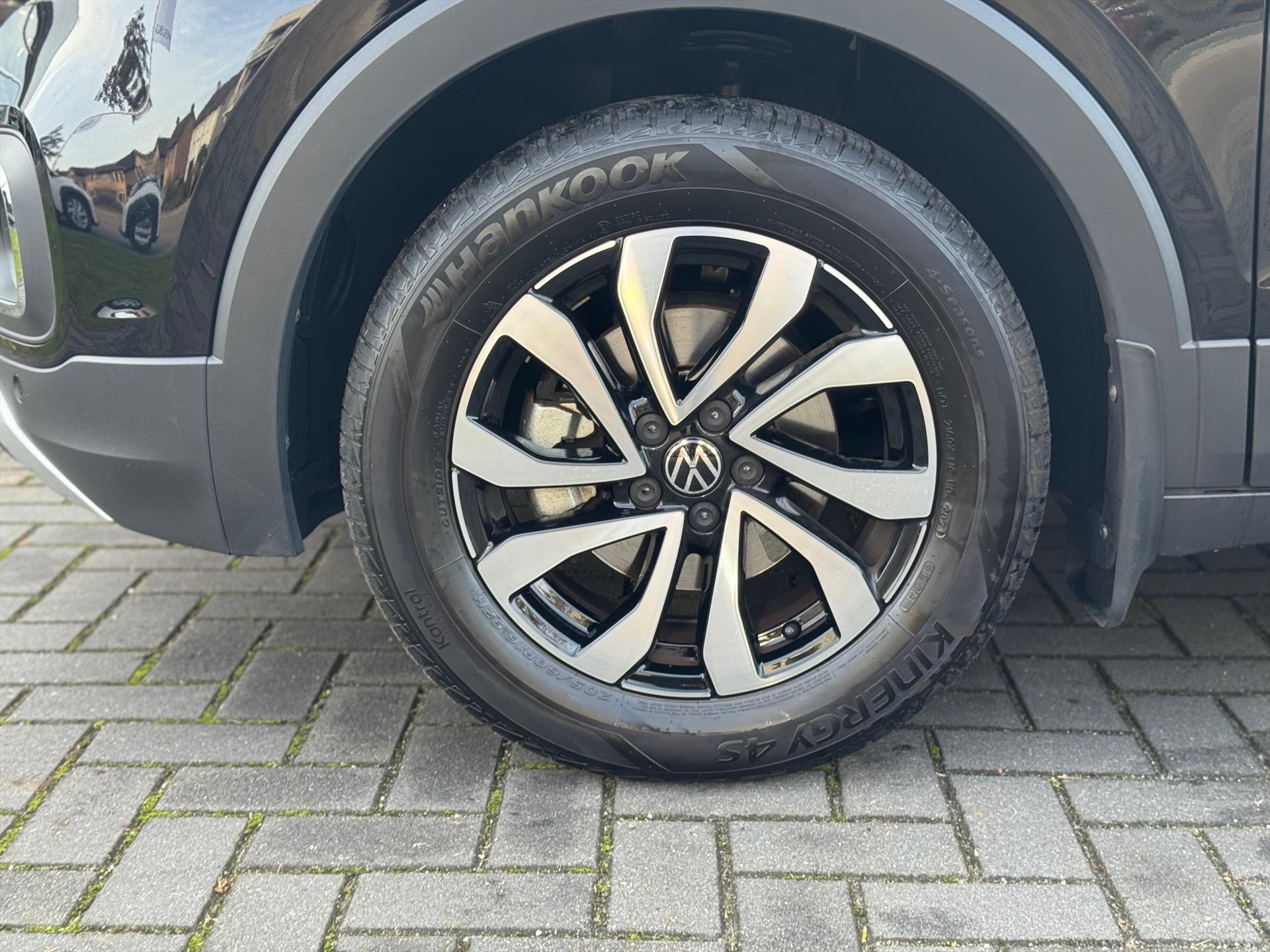 Volkswagen T-Cross 1.0 TSI GO | Stoelverwarming, Apple carplay/Android auto, Adaptive cruise control, Navigatie, Parkeersensoren 49192669-2.jpg | Autobedrijf Gielen