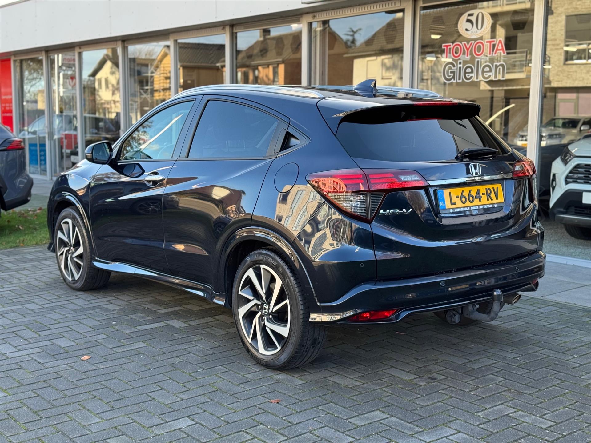 Honda HR-V 1.5 i-VTEC CVT Executive | Eerste eigenaar, Trekhaak, Panoramadak, LED, Stoelverwarming, DAB, Parkeersensoren 49274775-2.jpg | Autobedrijf Gielen