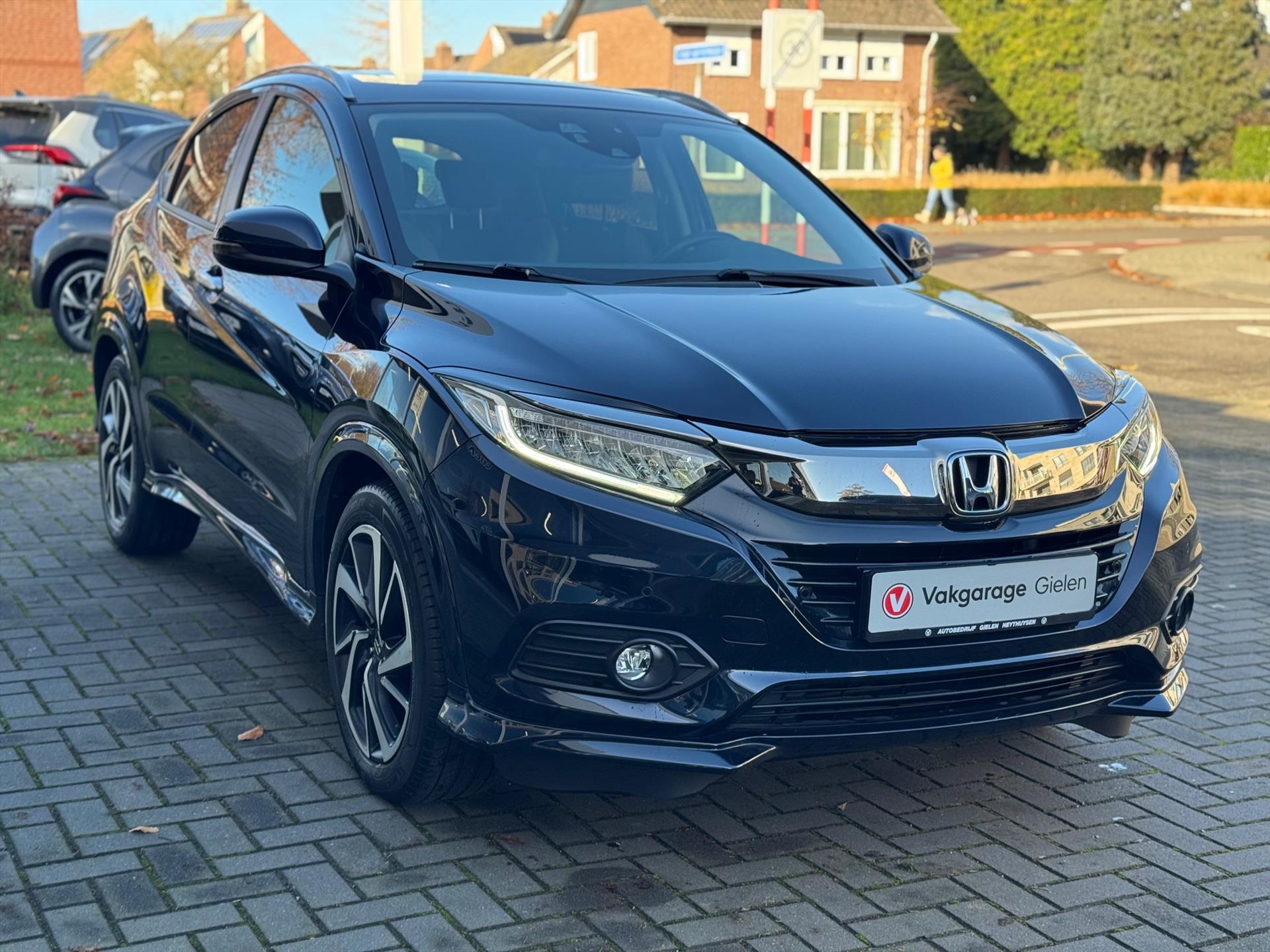 Honda HR-V 1.5 i-VTEC CVT Executive | Eerste eigenaar, Trekhaak, Panoramadak, LED, Stoelverwarming, DAB, Parkeersensoren 49274775-4.jpg | Autobedrijf Gielen