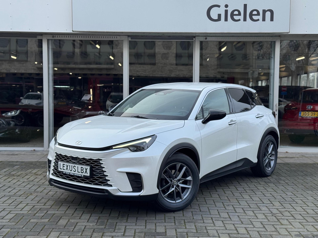 Lexus LBX 1.5 Hybrid Elegant | Leer, Privacy Glass, Stoel + Stuurverwarming, Dodehoekherkenning, Parkeersensoren, 17 inch 49392056-0.jpg | Autobedrijf Gielen