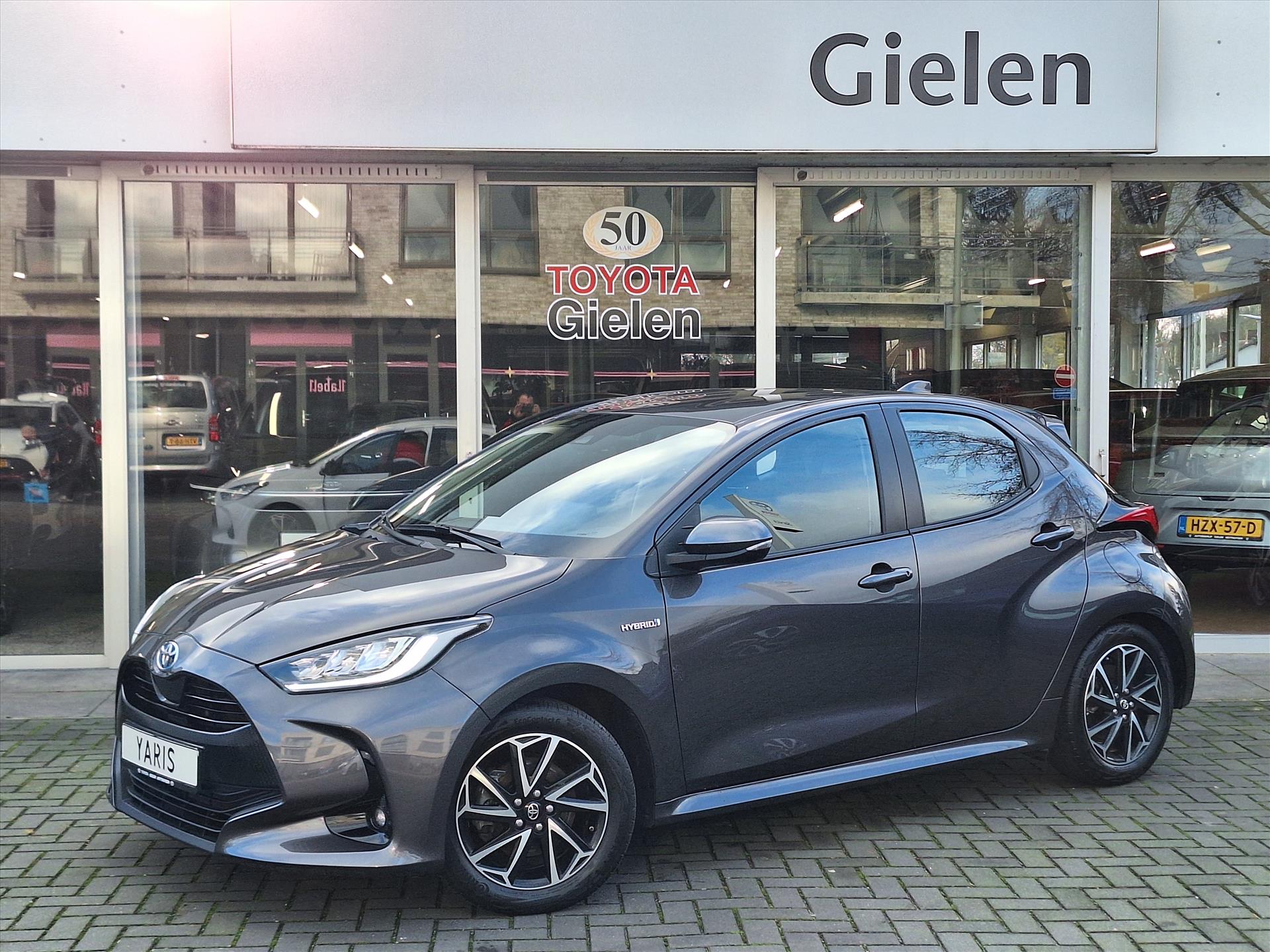 Toyota Yaris 1.5 Hybrid Dynamic Plus | Trekhaak, Stoelverwarming, Keyless, 16 inch, LED, Apple CarPlay/Android auto, Parkeercamera 49578561-0.jpg | Autobedrijf Gielen