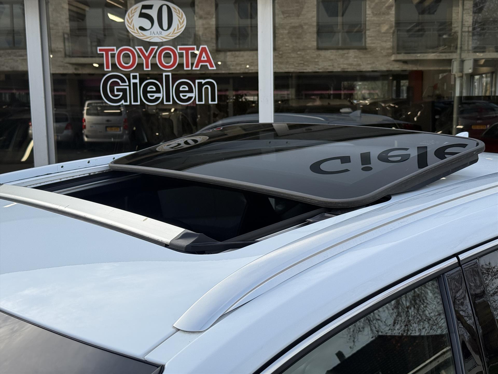 Lexus NX 300h AWD F Sport Line | Schuifdak, Trekhaak, Leer, Stoel + Stuurverwarming, Tripple LED, Adaptive cruise control, 1500KG Trekgew 49682205-1.jpg | Autobedrijf Gielen