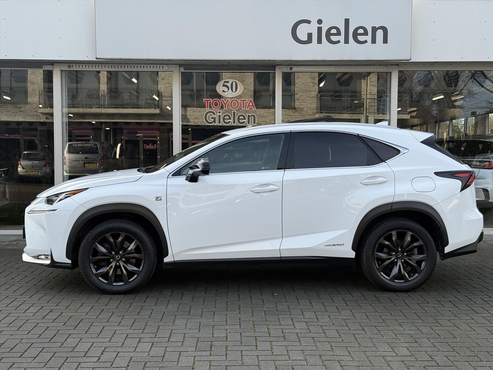 Lexus NX 300h AWD F Sport Line | Schuifdak, Trekhaak, Leer, Stoel + Stuurverwarming, Tripple LED, Adaptive cruise control, 1500KG Trekgew 49682205-2.jpg | Autobedrijf Gielen